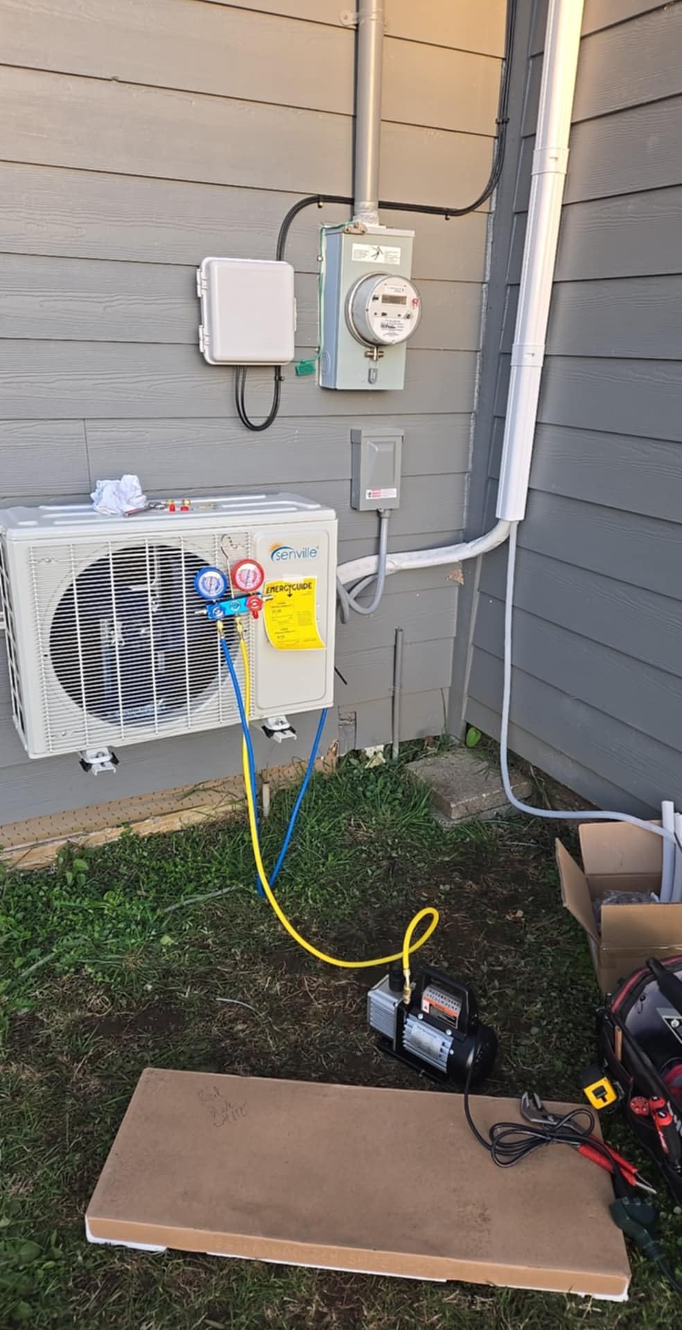 Senville LETO Series Mini Split Air Conditioner Heat Pump, 12000 BTU 208/230V, Inverter, Works with Alexa, 1 Ton, White customer photo 1