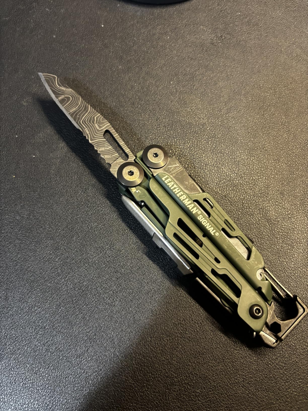 LEATHERMAN, Signal, 19-in-1 Multi-tool for Outdoors, Camping, Hiking, Fishing, Survival, Durable & Lightweight EDC, Made in the USA, Topographical Print customer photo 1