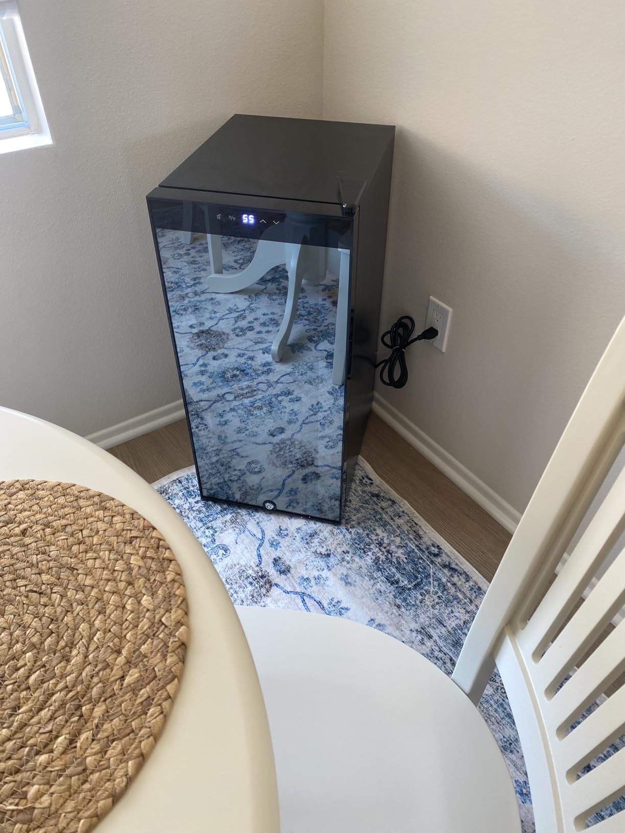 Ivation 18 Bottle Compressor Wine Cooler Refrigerator w/Lock, Large Freestanding Wine Cellar customer photo 2