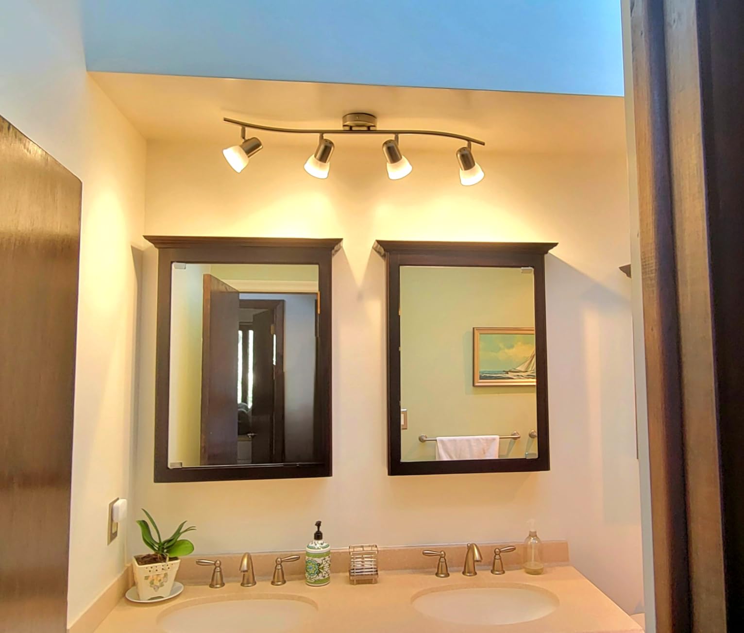 XiNBEi Lighting Track Lighting, 4 Light S-Shaped Track Light Bar with Glass, Modern Kitchen Ceiling Light Bar Brushed Nickel XB-TR1238-4-BN customer photo 1