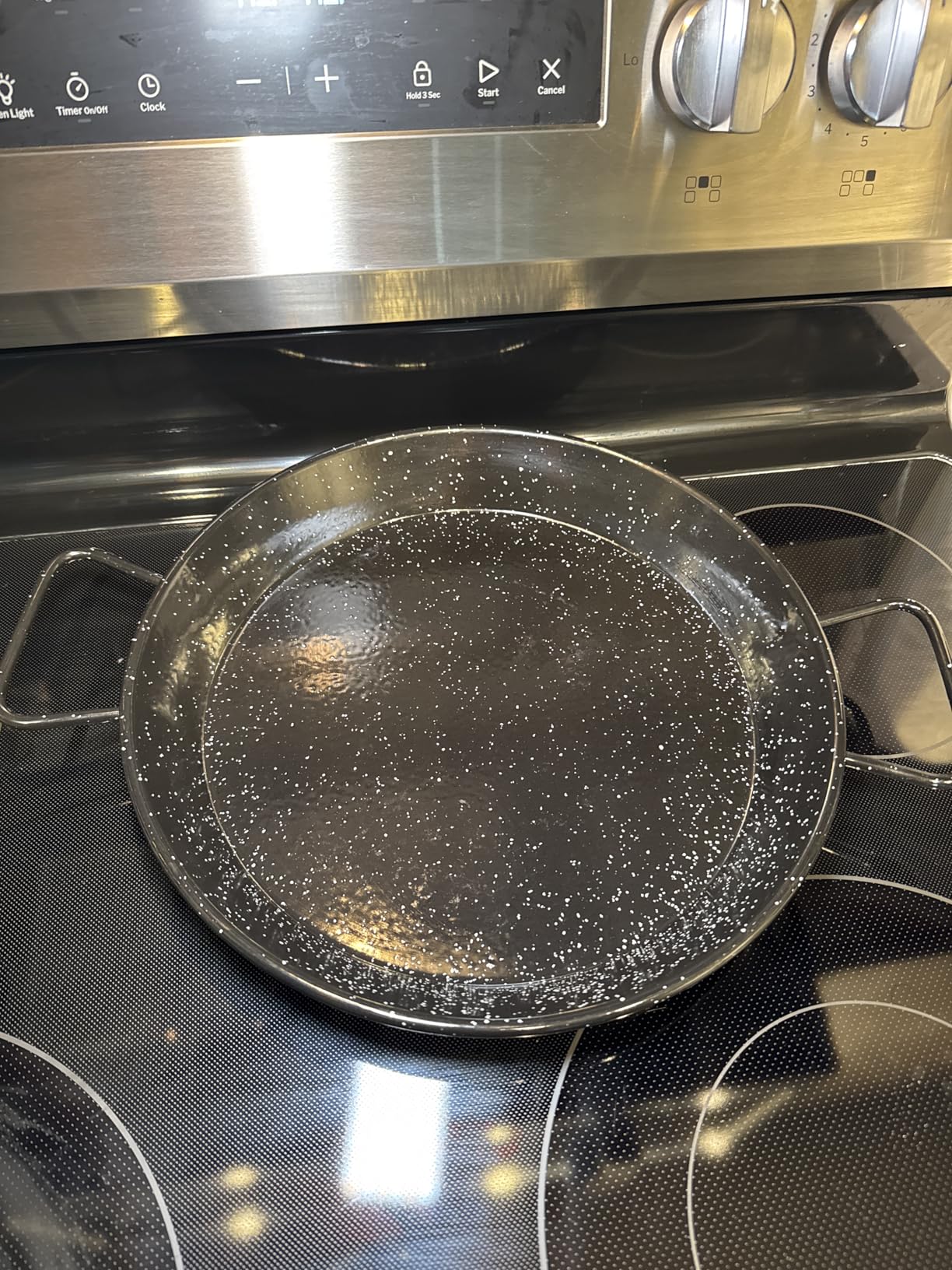 Machika Enamel Paella Pan | Skillet for Paella and Rice Recipes | Perfect for Indoor & Outdoors | Easy Cleaning | Rust Proof Coating | 4 Servings | 12 inches customer photo 1