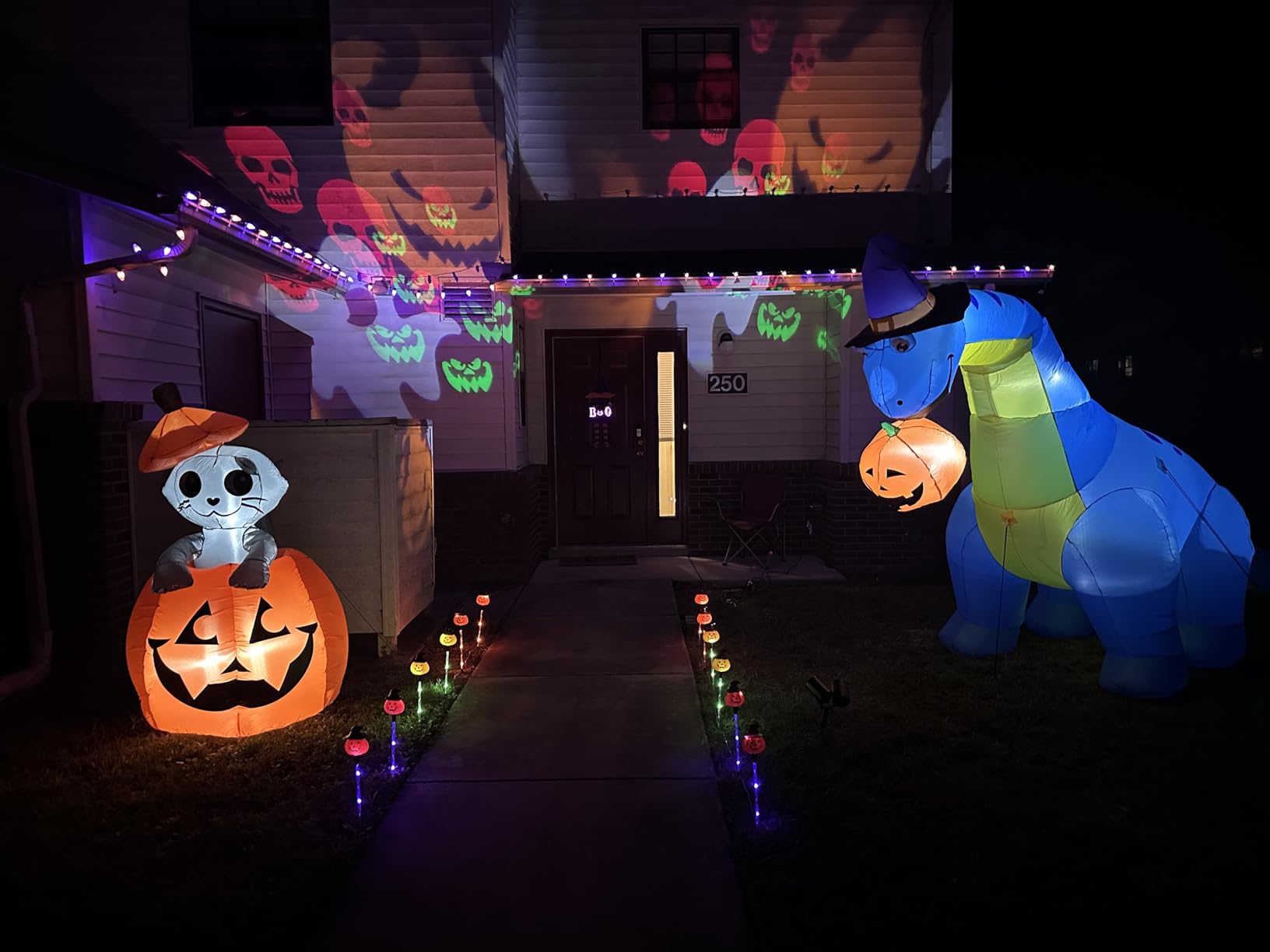 Joiedomi 5 FT Halloween Inflatables Outdoor Decorations, Animated Blow Up Cat On Pumpkin with LEDs for Outside Decor customer photo 1