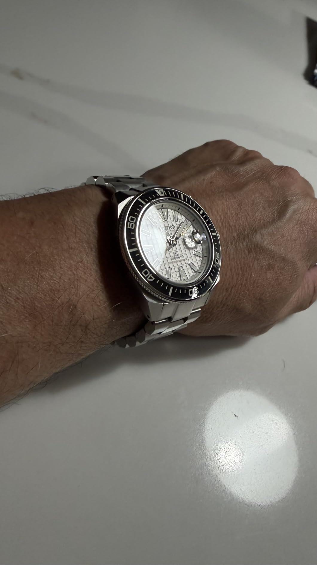 Seiko SRPG21 Prospex Automatic Dive Watch for Men - LumiBrite Hands, Magnified Date Calendar, 200M Water Resistant customer photo 2