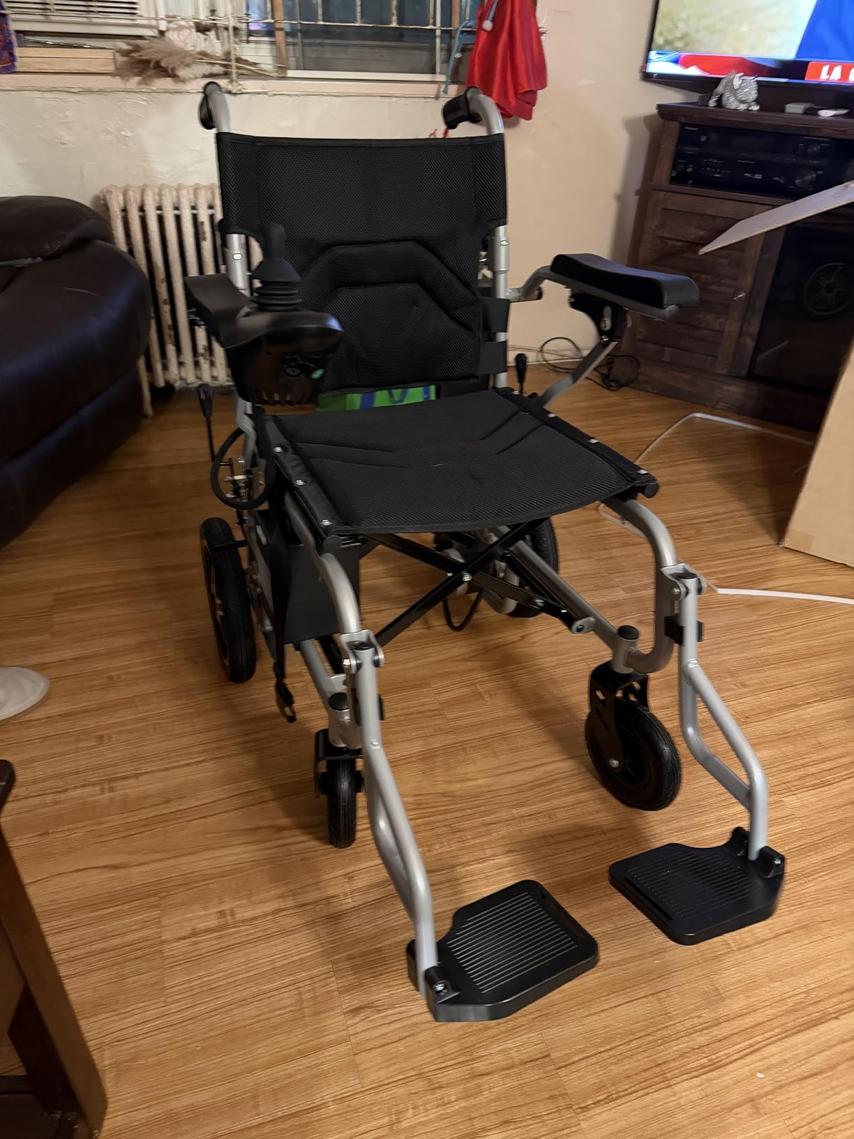 Culver Artemis All Terrain Electric Wheelchair Heavy Duty, Foldable Electric Wheelchairs for Adults, Power Wheelchairs for Seniors customer photo 2