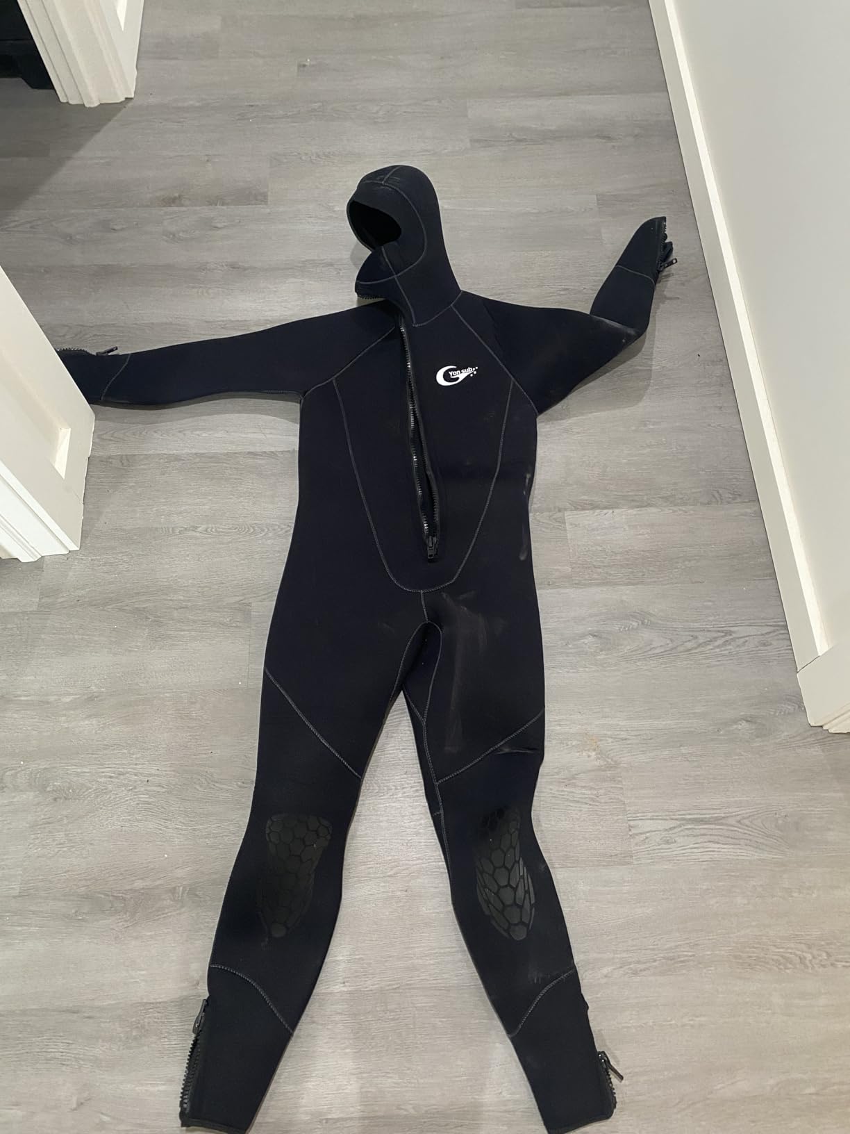 Wetsuits Men's Ultra Stretch 7Mm Neoprene Wetsuit, Winter Warm Front Zip Full Body Diving Suit for Snorkeling Scuba Diving Swimming Surfing customer photo 1