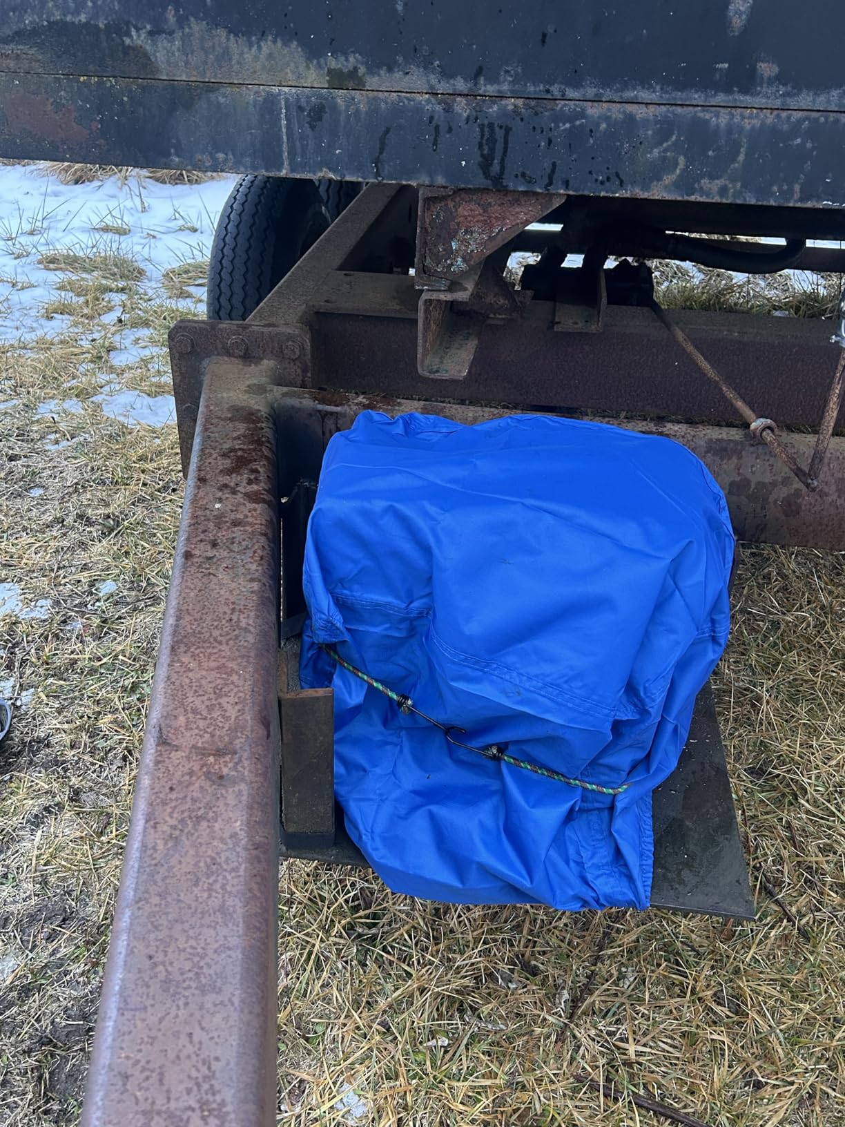 Explore Land Outboard Motor Cover - Waterproof and Fade Resistant 600D Heavy Duty Boat Engine Hood Covers - Fit for Motor up to 25 HP, Grey customer photo 1