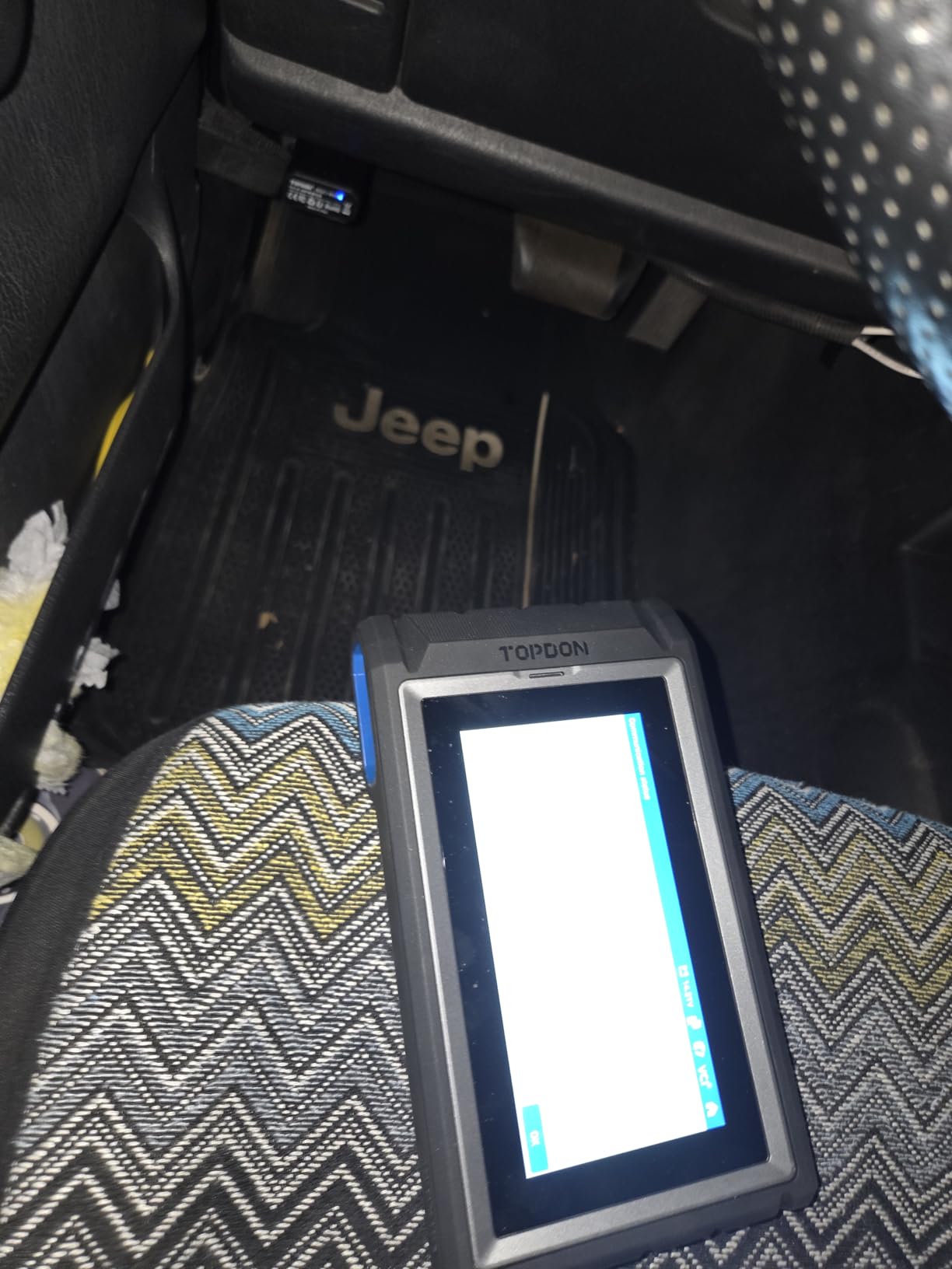 TOPDON Scanner AD800BT V2.0, Bidirectional Scan Tool, Full Systems Diagnostic Tool for All Vehicles, Automotive Diagnostic Scanner for Car, 28+ Services, FCA AutoAuth, CANFD, 2 Years Free Update customer photo 2