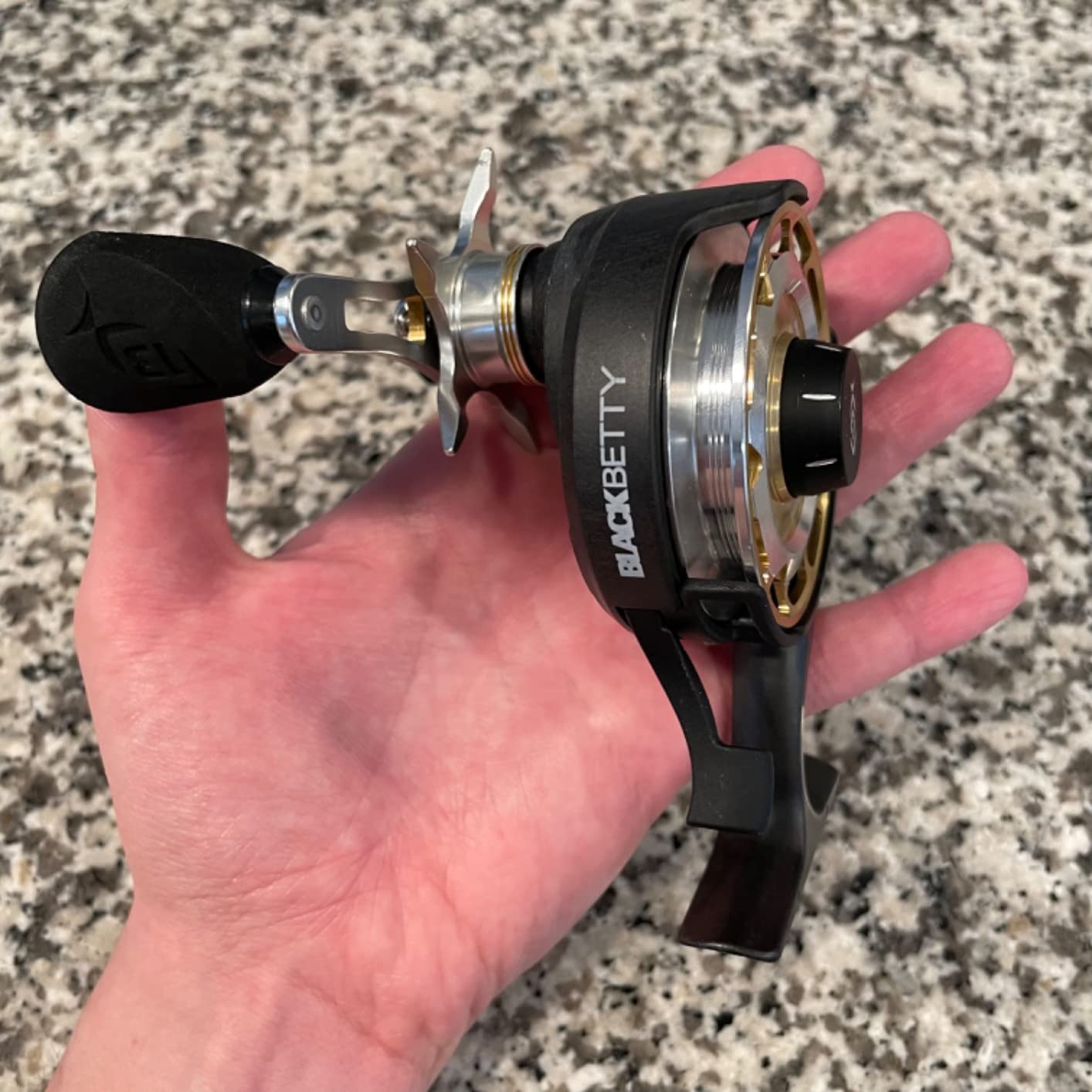 13 Fishing - Freefall Carbon - Inline Ice Fishing Reels - 2.5:1 Gear Ratio customer photo 2