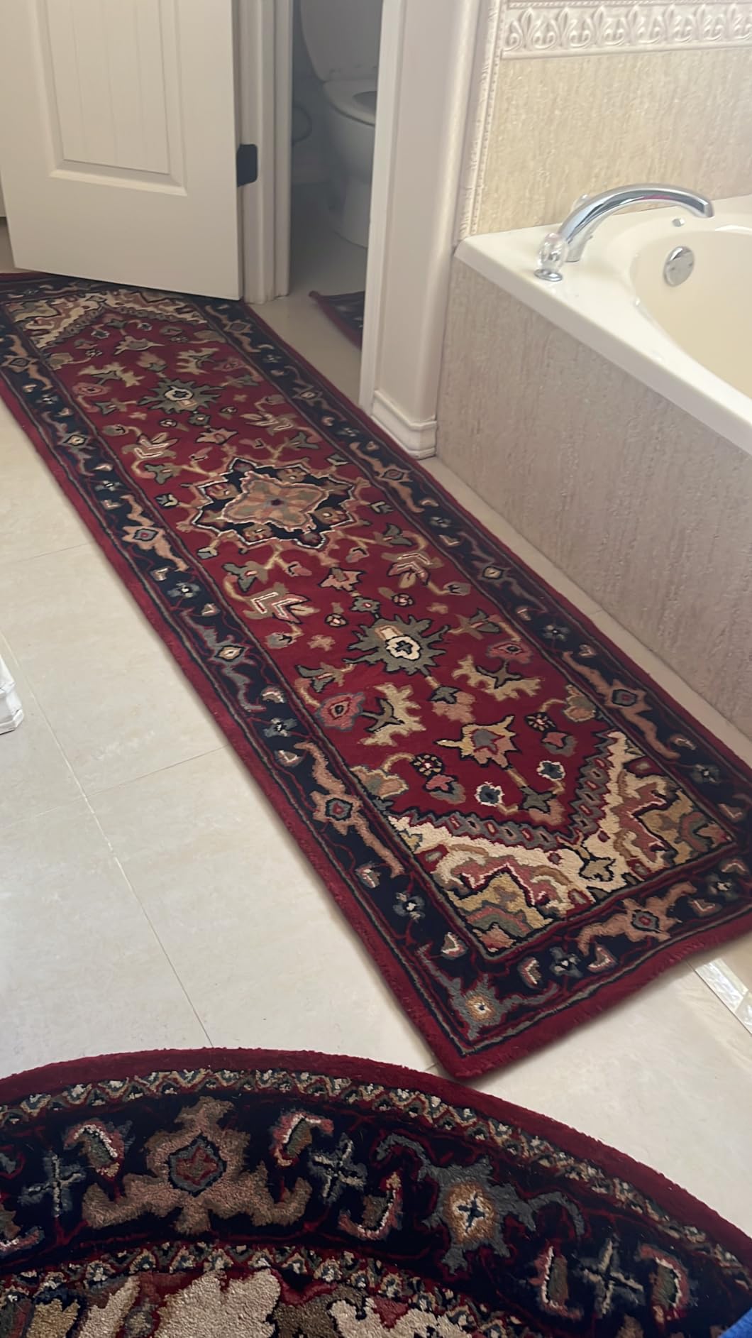 SAFAVIEH Area Rug 8x10 - Heritage Collection - Large - Green & Light Brown, Handmade Wool, Traditional Oriental Medallion Design, Ideal for Living Room, Bedroom, Dining Space (HG625Y) customer photo 2