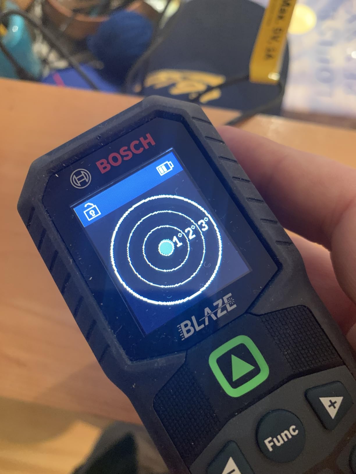 BOSCH GLM165-27CGL 165 Ft Blaze Green-Beam Laser Distance Measure with 3.7V Lithium-Ion Battery customer photo 2