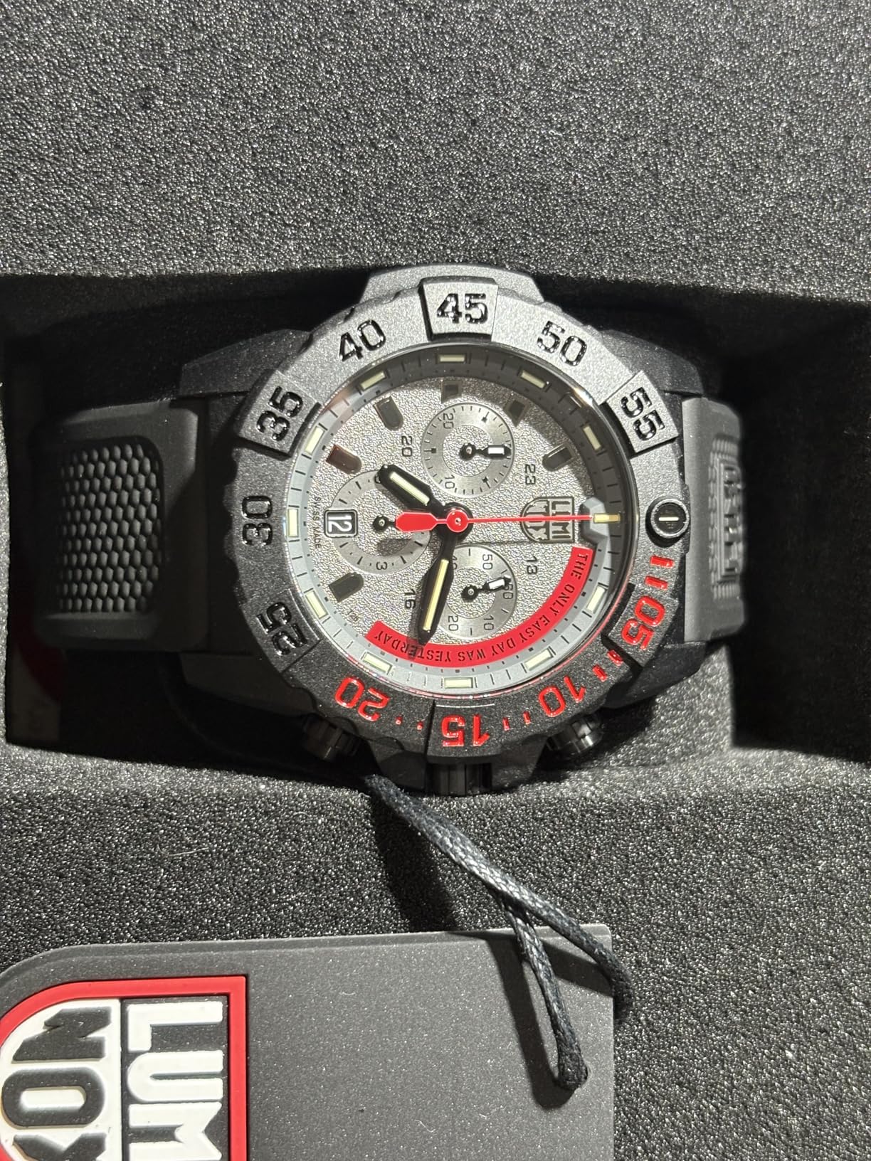 Luminox Navy Seal Mens Watch - Military Dive Watch - Date Function 200m - Water Resistant - Made in Switzerland customer photo 1