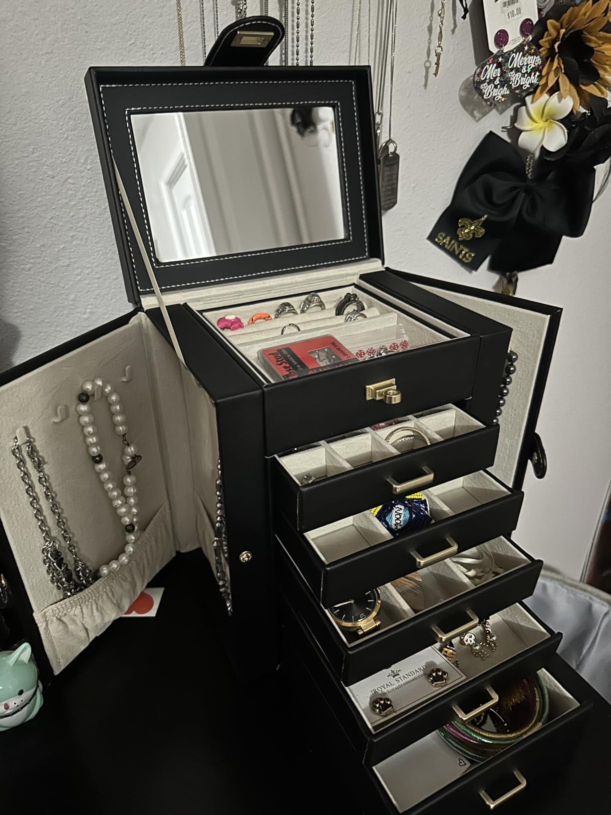 AKOZLIN Extra Large 6-Tier Jewelry Box Organizer with Mirror, 5 Drawers Leather Jewelry Storage Case for Women Girls Ring Necklace Earring Bracelet Brown customer photo 1