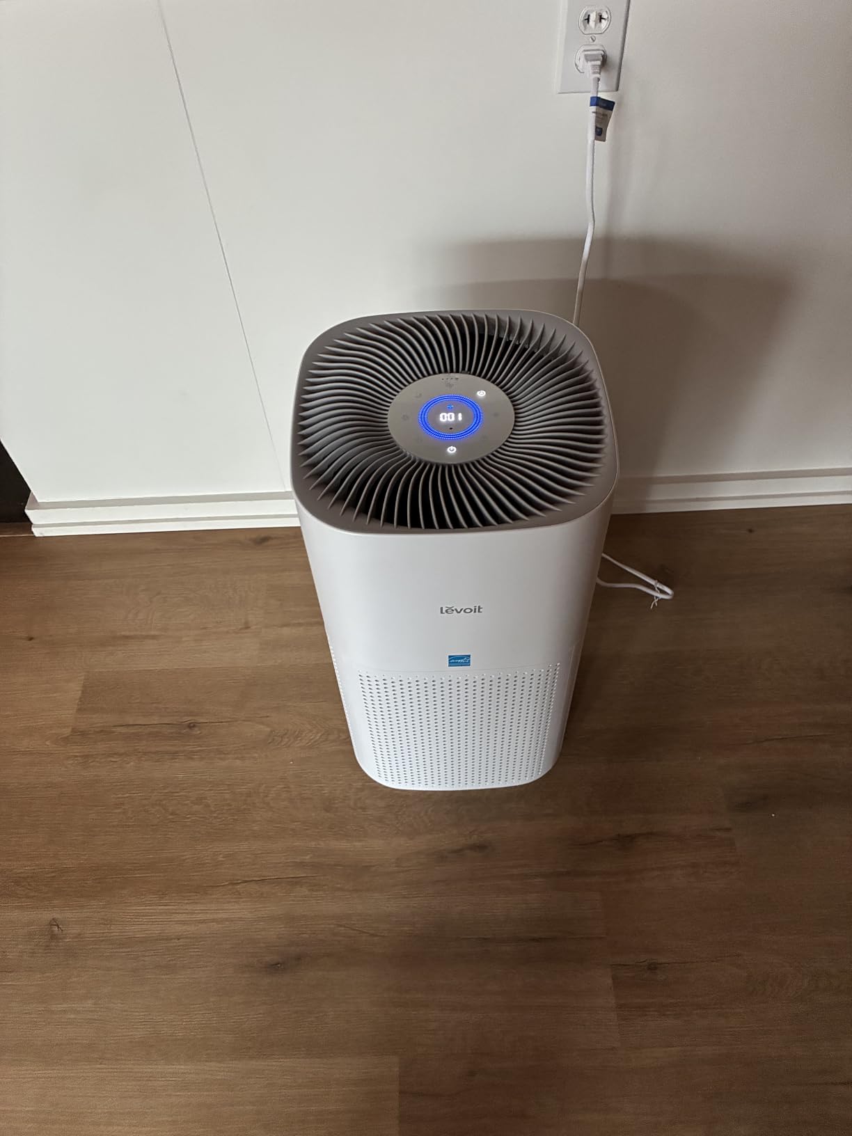 LEVOIT Core 600S-P Air Purifier for Extra Large Room Up to 2933 Ft², Smart WiFi, PM2.5 Monitor, Alexa Control, HEPA Sleep Mode customer photo 1