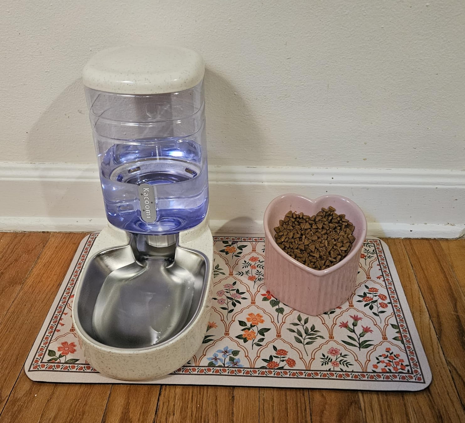 Kacoomi Automatic Dog Cat Feeder and Water Dispenser Gravity Food Feeder and Waterer Set with Pet Food Bowl for Small Medium Dog Puppy Kitten, Large Capacity 1 Gallon x 2 customer photo 1