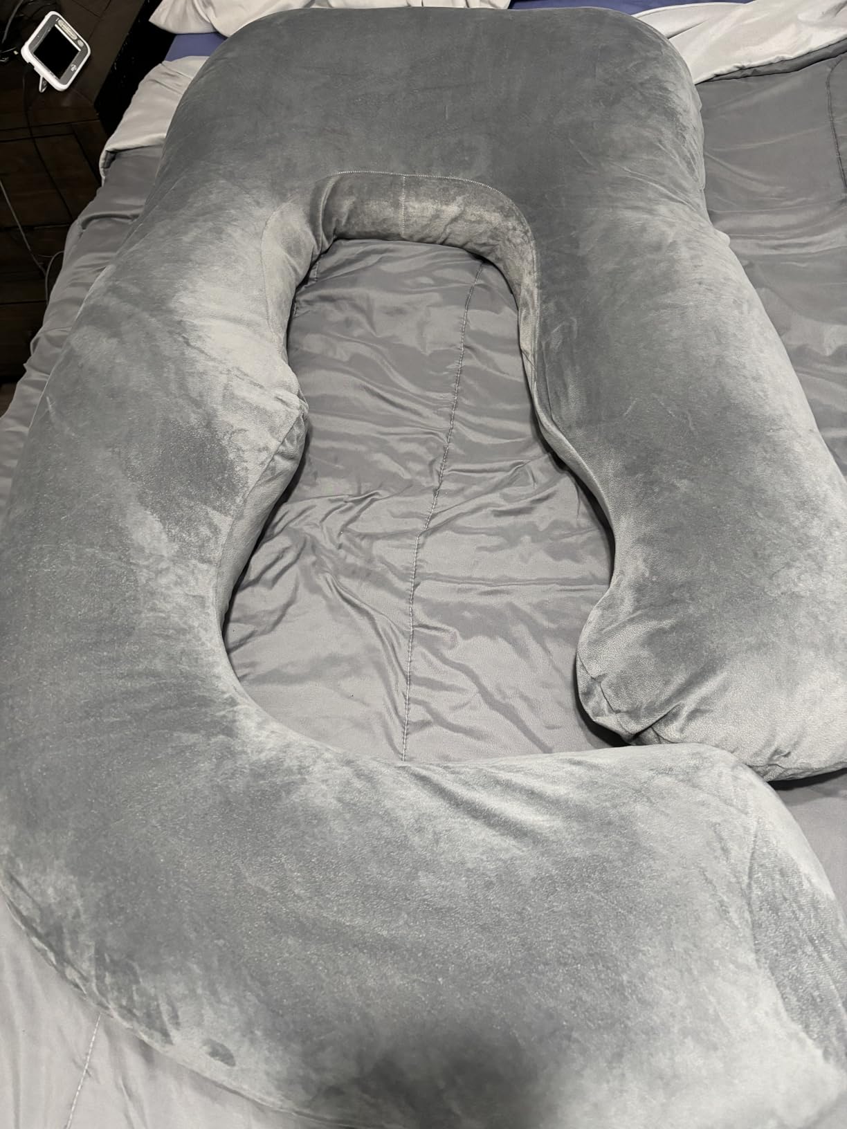 60 Inch Pregnancy Pillow for Sleeping, Extra Large U Shaped Body Pillow, Maternity Pillow for Pregnant Women with Velvet Cover customer photo 2