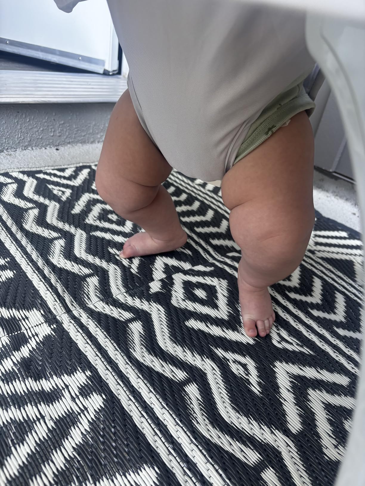 MontVoo Outdoor Rug Carpet Waterproof 5x8 Outdoor Patio Rug Mat Reversible Plastic Straw Outdoor Rug for RV Camping Picnic Beach Balcony Boho Grey customer photo 2