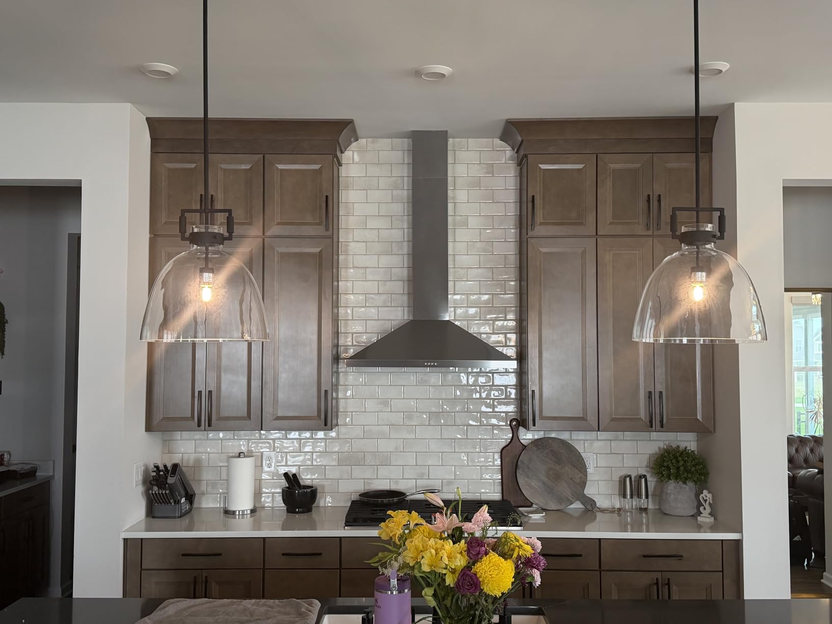 Nathan James Leigh Pendant Lighting, Hanging Ceiling Light with Oversized Glass Shade and Adjustable Cord, for Kitchen Island or Entryway, Vintage Brass/Clear customer photo 2