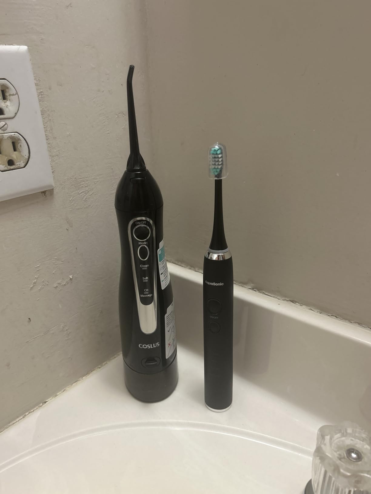 COSLUS Water Dental Flosser Teeth Pick C20: ADA Accepted, Portable Cordless Oral Irrigator 300ML Rechargeable Travel Irrigation Cleaner IPX7 Waterproof Electric Flossing Machine for Teeth, Black customer photo 2