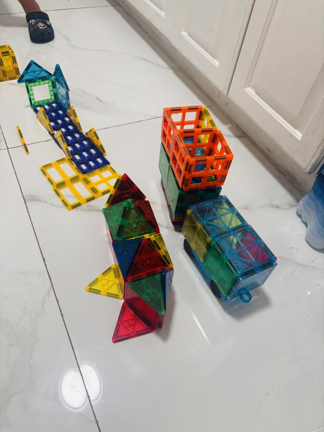 Gemmicc Magnetic Tiles, Deluxe 136 PCS Building Blocks Magnet Toys for Kids,3D Magnet Puzzles Stacking Blocks for Boys Girls,Huge Set with 2 Cars customer photo 2