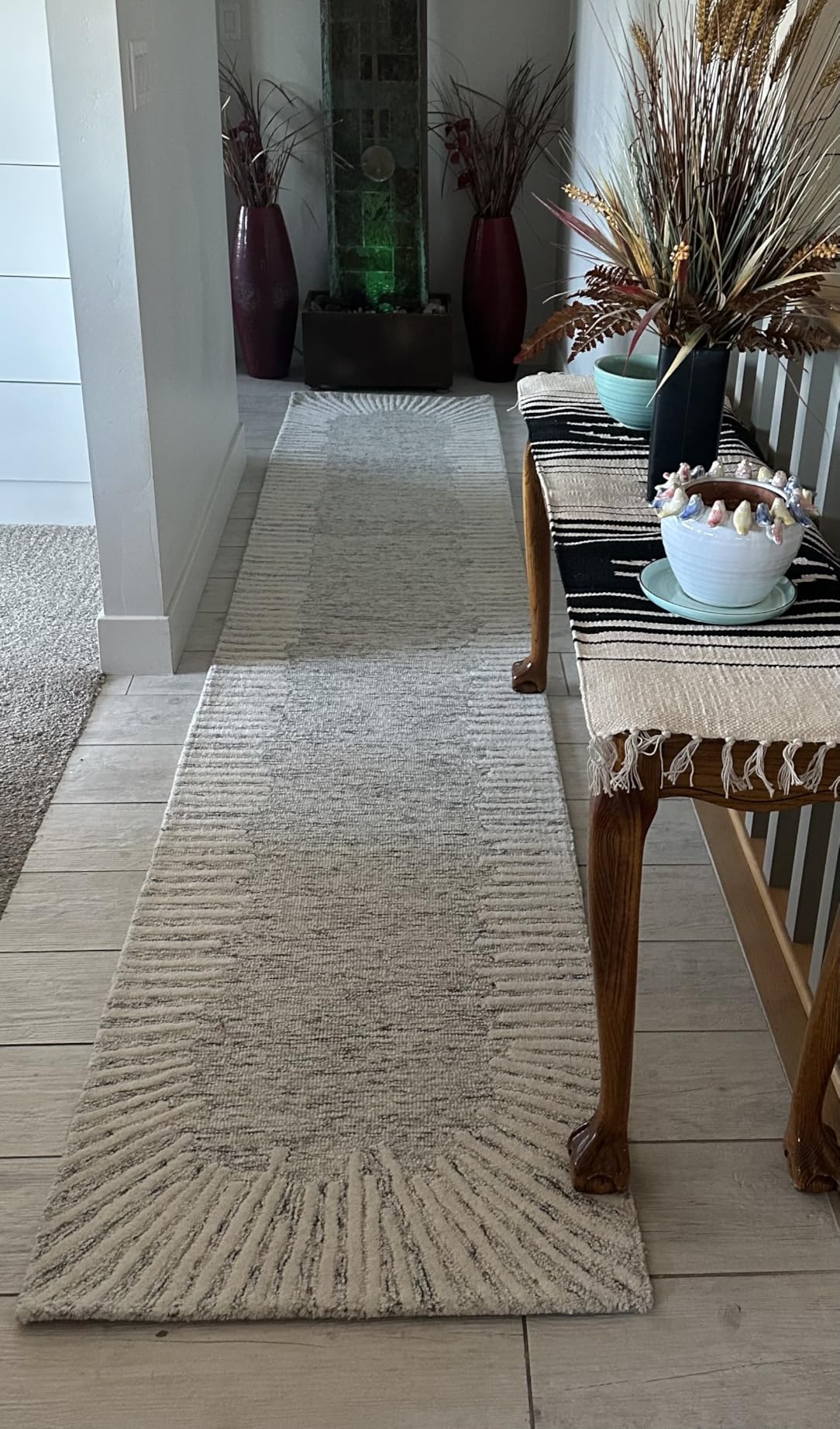 SAFAVIEH Area Rug 8x10 - Abstract Collection - Large - Natural & Ivory, Handmade Wool, Ideal for Living Room, Bedroom, Office, Dining Space (ABT478A) customer photo 1