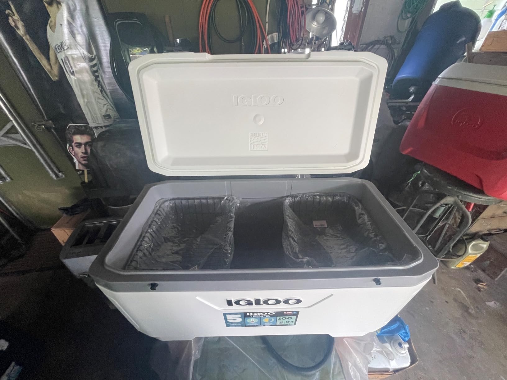 Igloo 100 QT Latitude Marine Ultra White Cooler customer photo 2