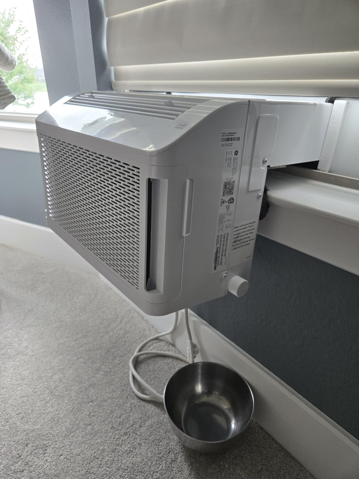 GE Profile ClearView Inverter Window Air Conditioner 10,300 BTU, Ultra Quiet, Full Window View, Cools Up to 450 Sq Ft, Energy Star, WiFi Smart, Remote customer photo 2