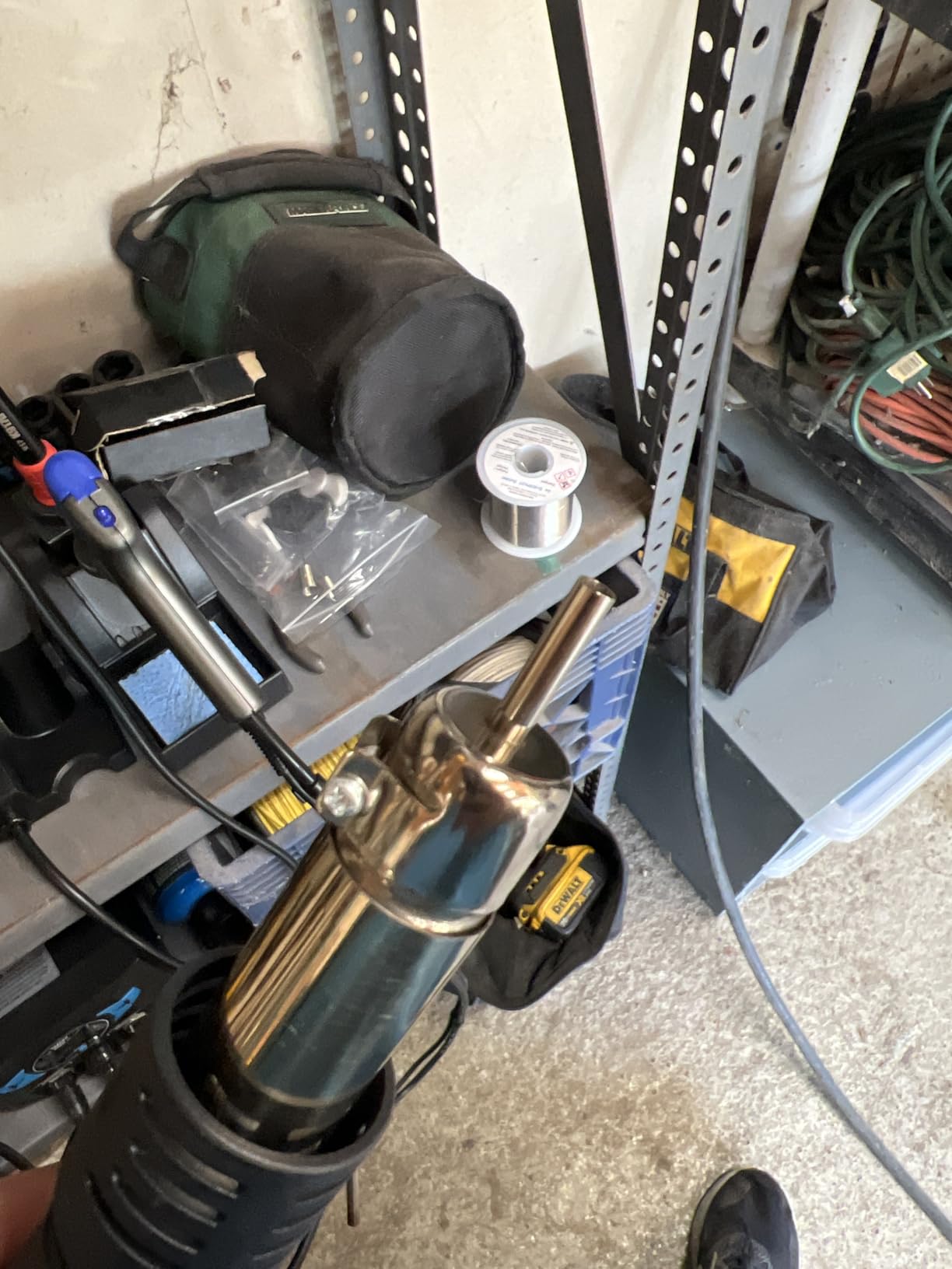 WEP 882D Soldering Iron Station 2-IN-1 SMD Hot Air Rework Station with 2 Spools of Solder Wire, 5 Soldering Tips, 3 Hot Air Nozzles, Brass Wool Tip Cleaner, Tweezers, Desoldering Pump customer photo 1