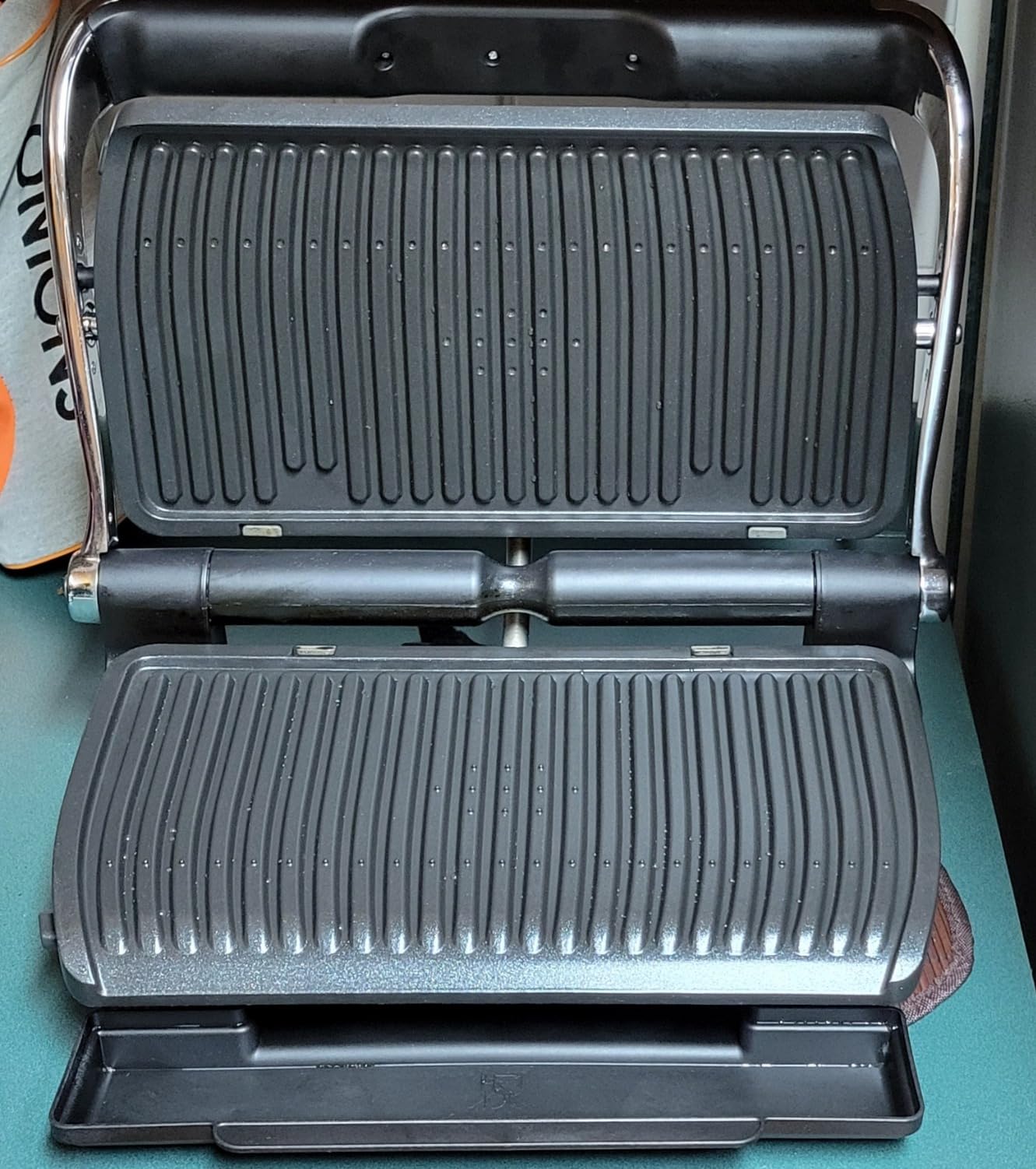 All-Clad Electric Indoor Grill, AutoSense Stainless Steel Panini Grill Press Sandwich Maker, Automatic 1800W Smokeless, Removable Plates, Dishwasher Safe customer photo 1