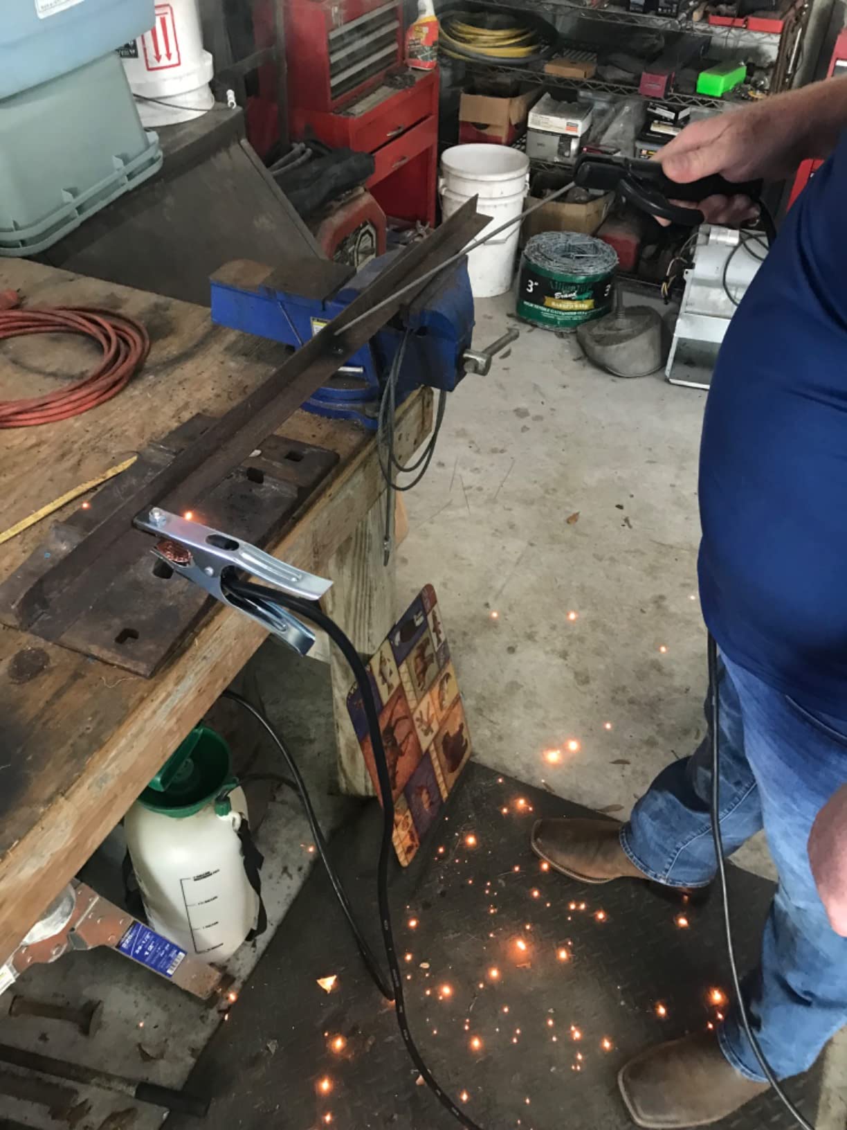 VEVOR Stick Welder, 200Amp 2 in 1 ARC/Lift Tig Welder Machine 110/220V with Hot Start Arc Force Anti-Stick customer photo 2