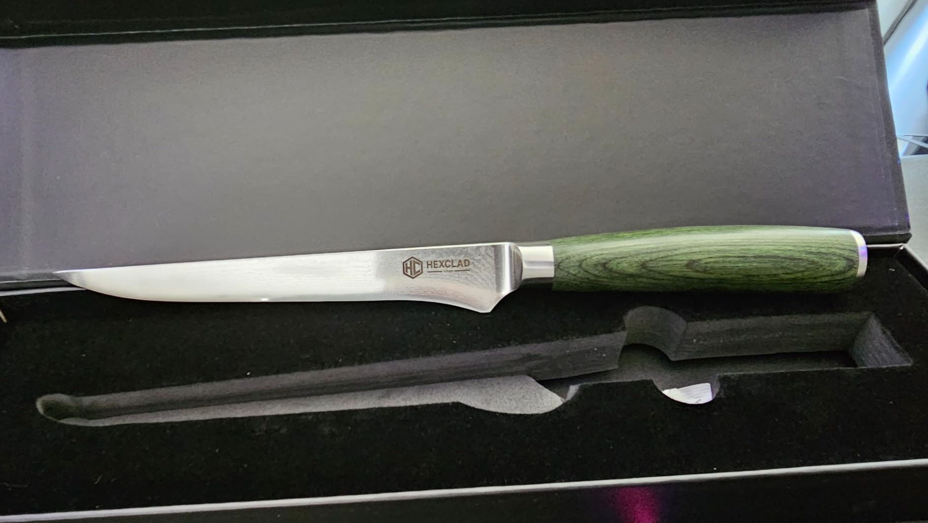 HexClad Boning Knife, 6-Inch Japanese Damascus Stainless Steel Blade, Pakkawood Handle customer photo 2