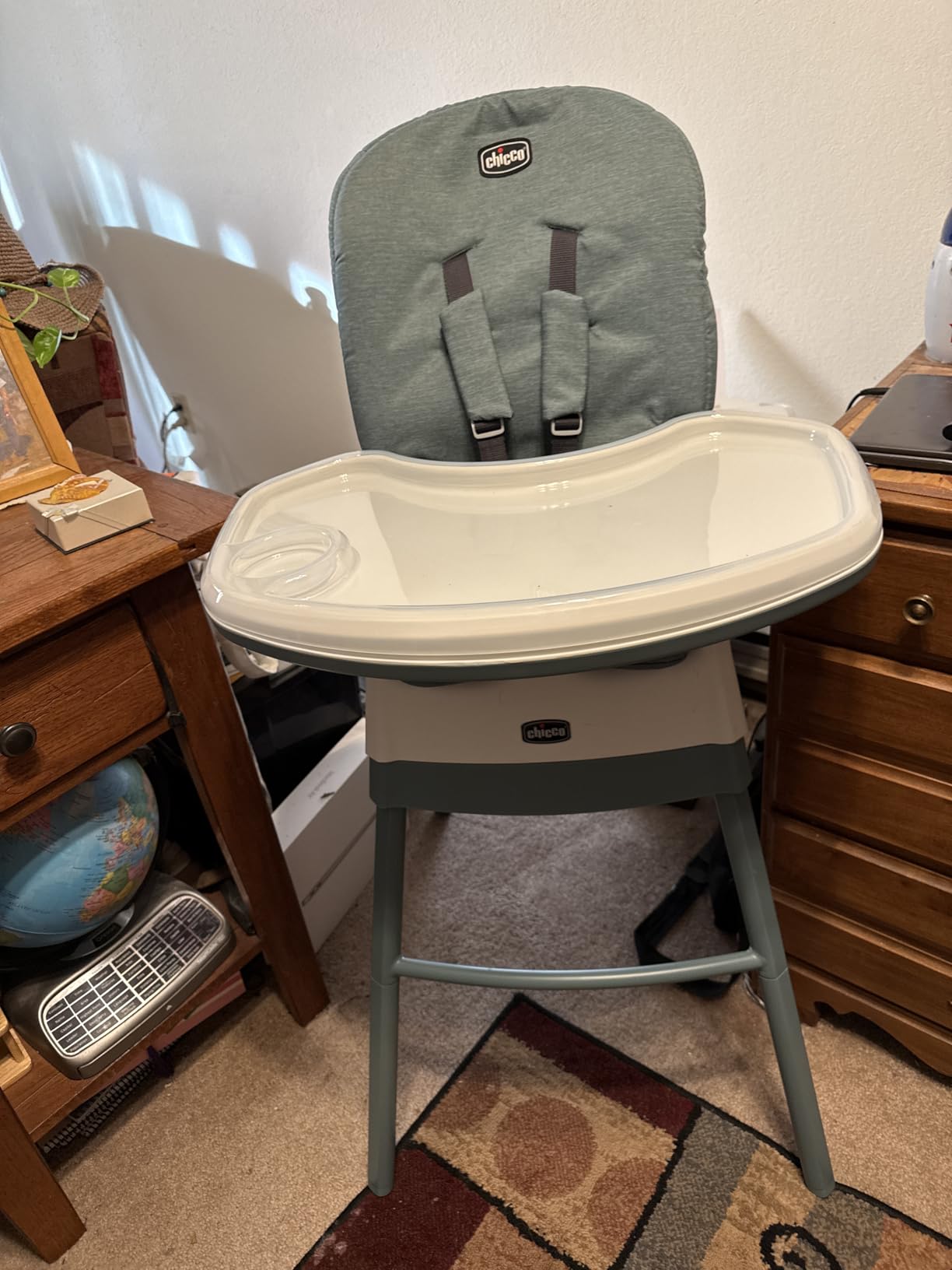 Chicco Stack Hi-Lo 6-in-1 Multi-Use Convertible High Chair, Reclines for Babies and Toddlers, Easy-Clean Baby High Chair Booster Toddler Seat Combo | Tide/Blue/Green customer photo 1