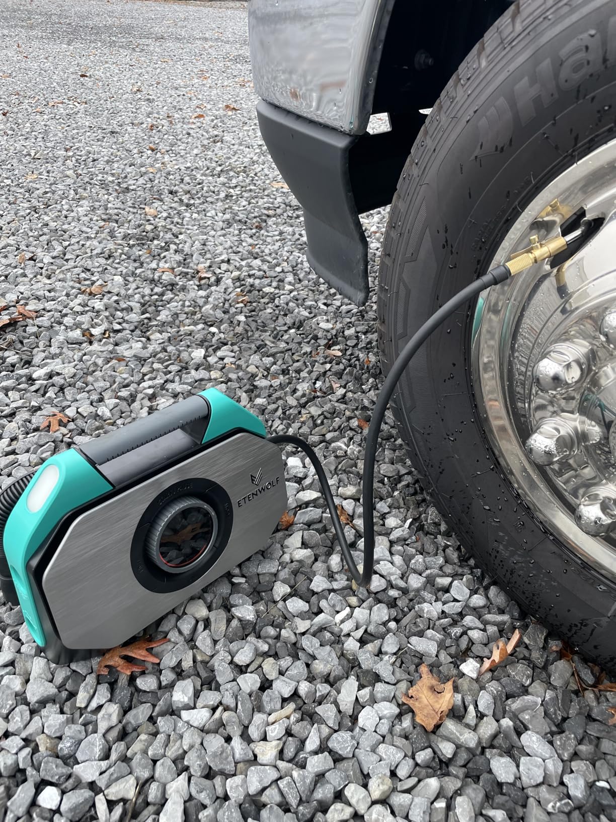 ETENWOLF VORTEX S6 Tire Inflator Portable Air Compressor for Heavy-duty Vehicle, Cordless Air Pump with 19200 mAh Battery, 100% Duty Cycle & Dual Cylinder customer photo 1