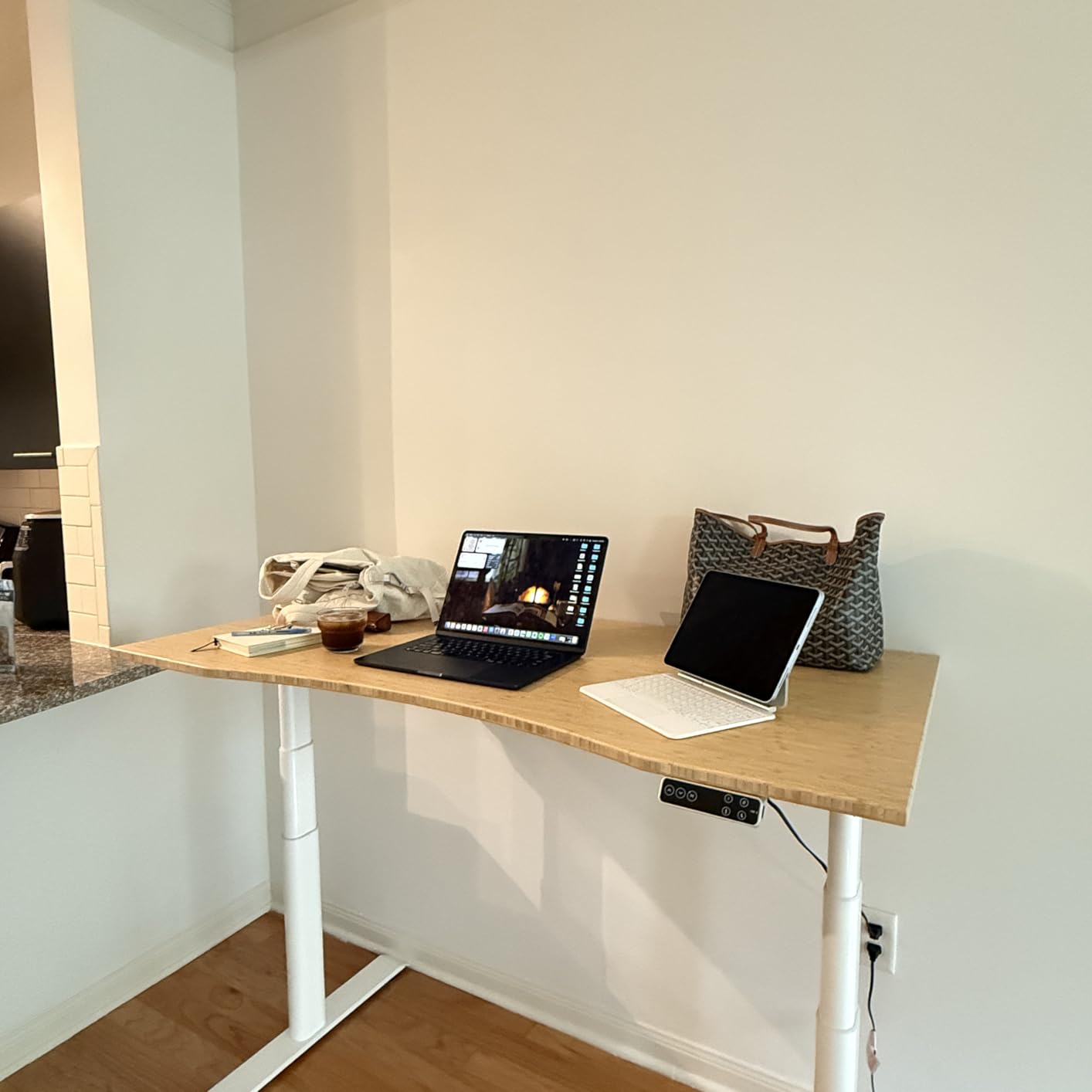 FLEXISPOT E6 Pro Oval Leg Dual Motor 3 Stages Bamboo Electric Standing Desk 55x28 Inch Whole-Piece Board Height Adjustable Electric Sit Stand Up Desk (Black Frame + Bamboo Curved Desktop) customer photo 2