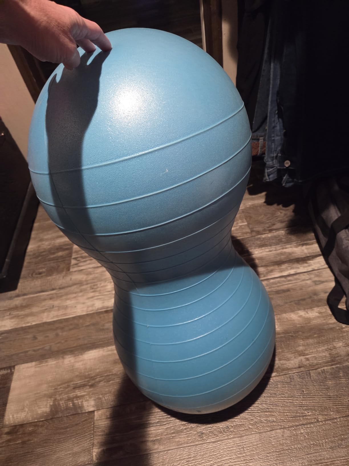 Active Seat Peanut Shaped Bounce Desk Chair, Exercise Yoga Balance Sitting Ball, Flexible Seating, Wiggle Seat for Boys and Girls customer photo 1