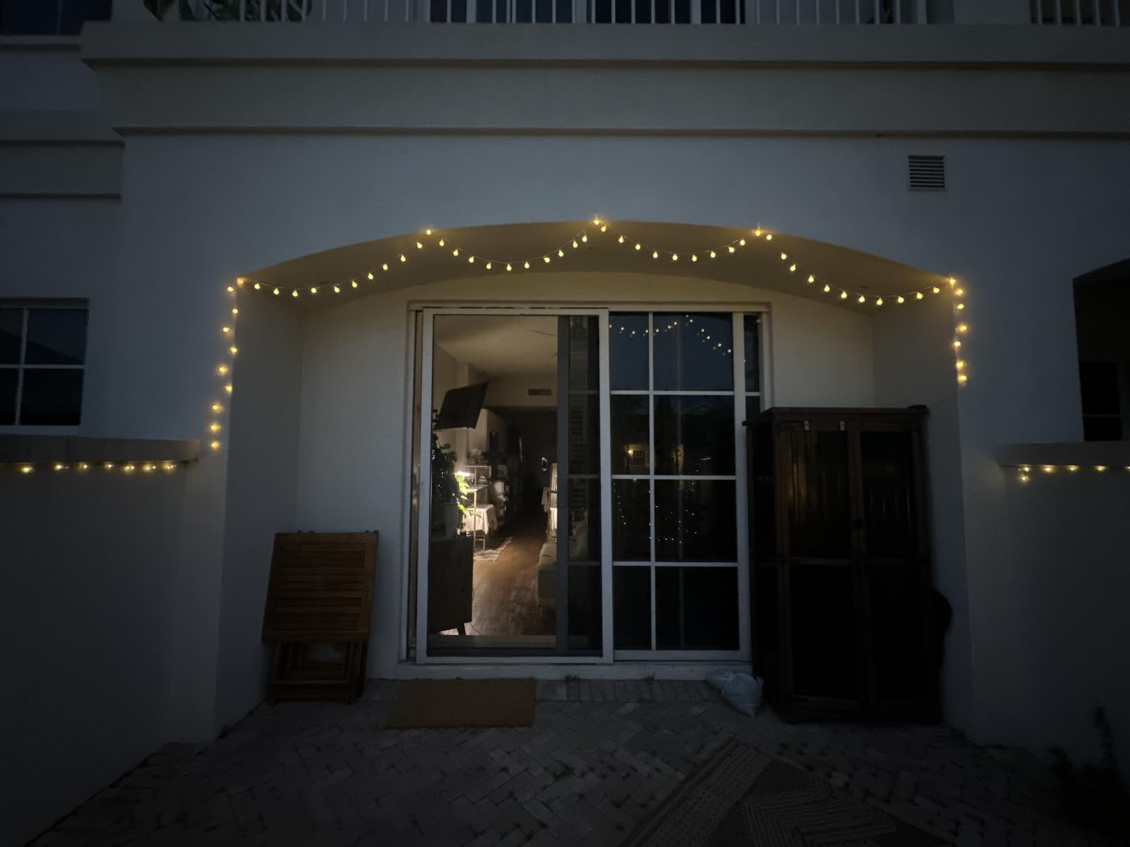 Brightown Solar Rope Lights, 39FT 100LED Outdoor Solar String Lights, IP65 Waterproof Solar Powered Fairy Lights with 8 Lighting Modes for Party Garden Patio Pool Backyard Tree Decoration, Warm White customer photo 2