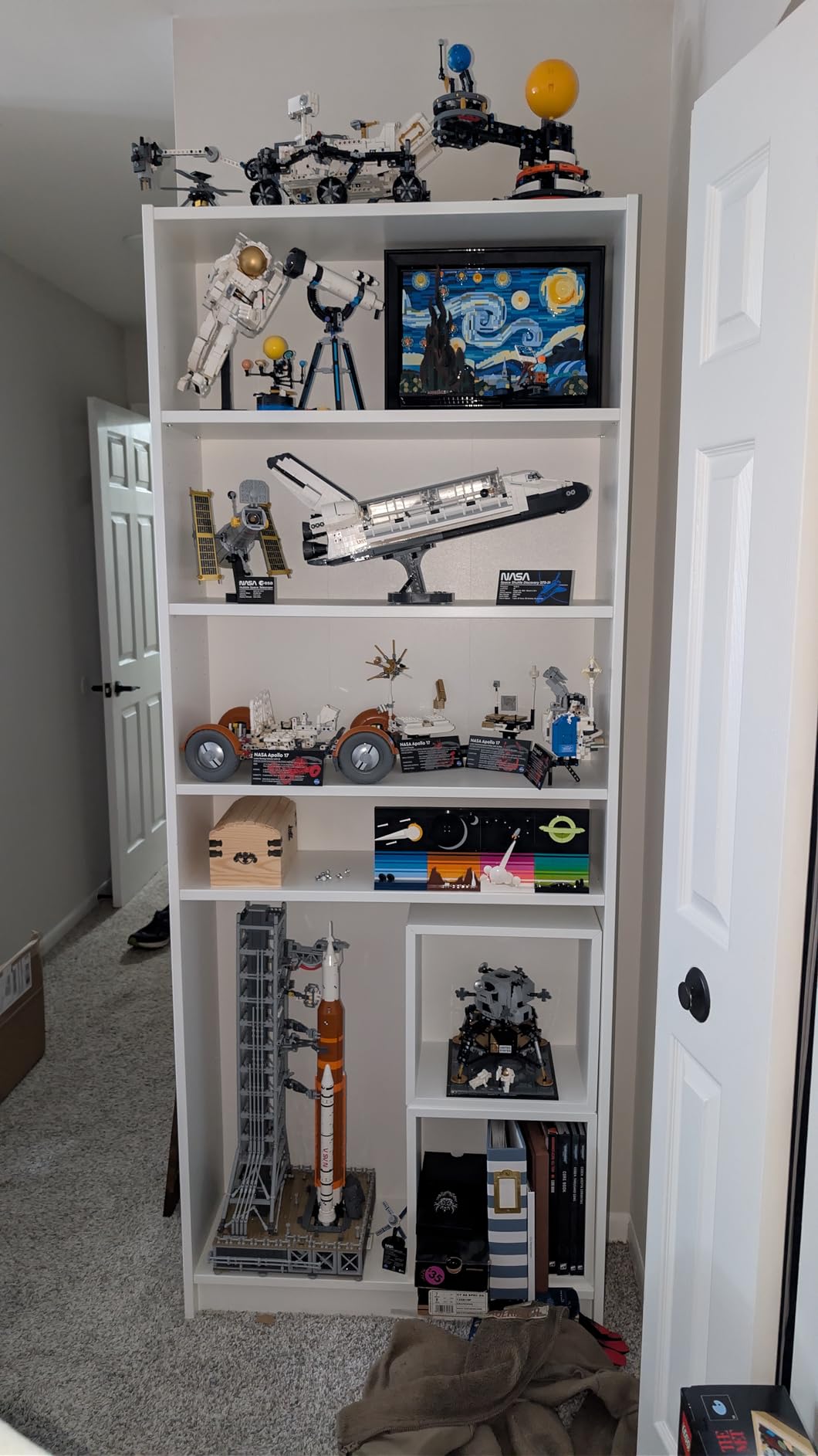 Icons NASA Artemis Space Launch System - DIY Rocket Model Building Set for Adults, Ages 18+ - Gifts for Birthdays - Unique Bedroom Decoration for Space & NASA Lovers - 10341 customer photo 2