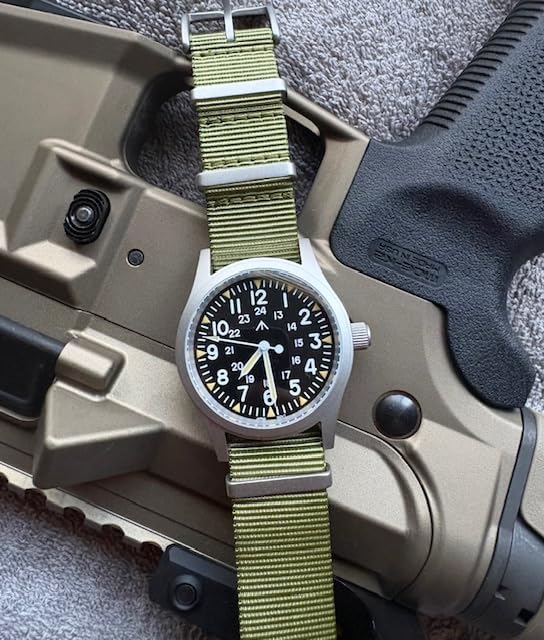 Militado ML05 38mm VH31 Quartz Field Watch - Domed Sapphire Crystal, C3 Super Luminous, 100M Waterproof customer photo 2