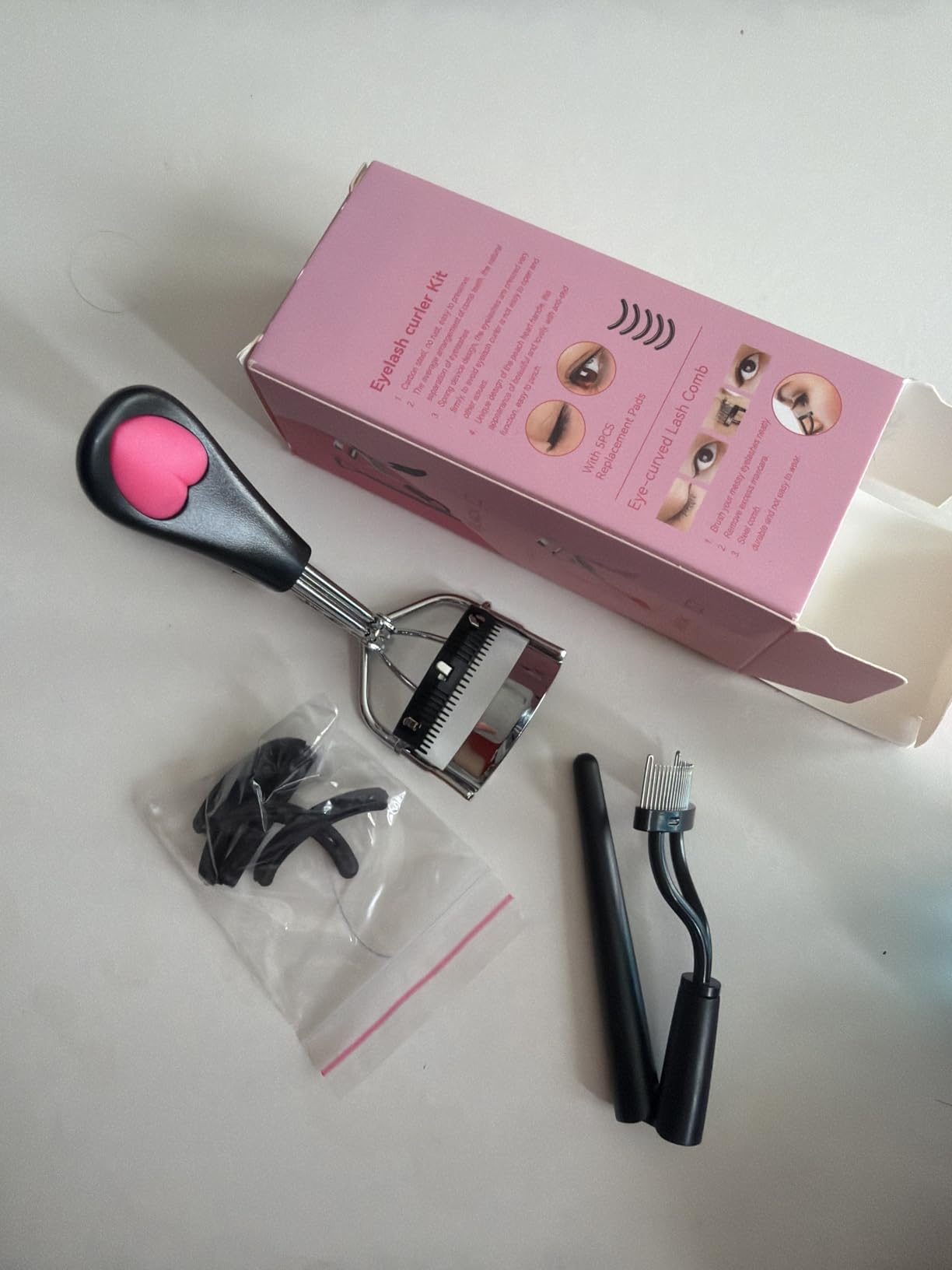 Pinkiou Heated Eyelash Curler for Women USB Rechargeable Lash Curler Long Lasting Ironing Electric Eyelash Curler with Silcone Pad Replacable Great Makeup Tools for Her customer photo 1