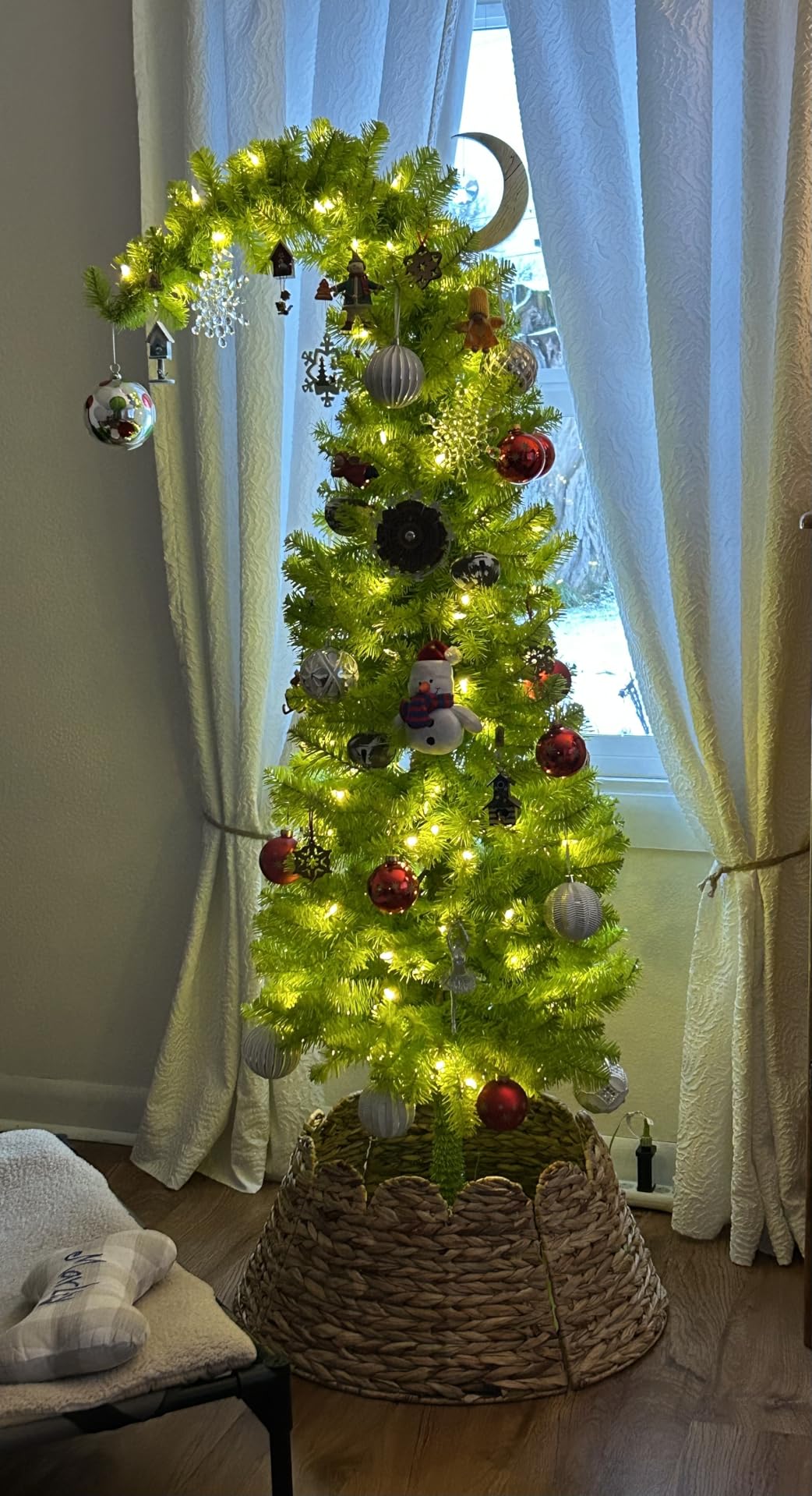 Holiday Cheer Christmas Storage Bag Heavy Duty Fits Up to 7.5ft Tall Artificial Tree, Waterproof with Durable Handles & Zipper Xmas Tree Storage Bag (Green) customer photo 1