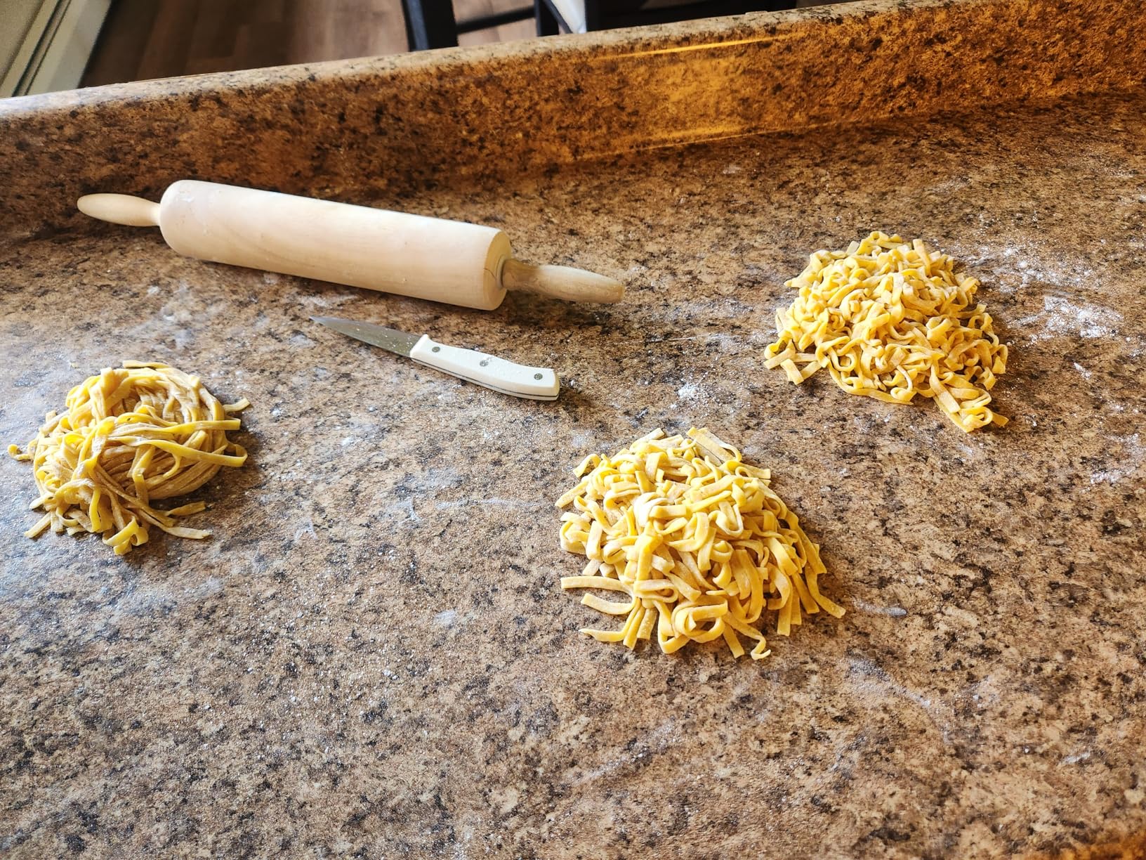 Pasta Maker Attachment for KitchenAid Stand Mixers, 3-in-1 Stainless Steel Pasta Roller & Cutter Set with Spaghetti and Fettuccine Blades, Includes 1 Metal Knob Screw Replacement customer photo 1
