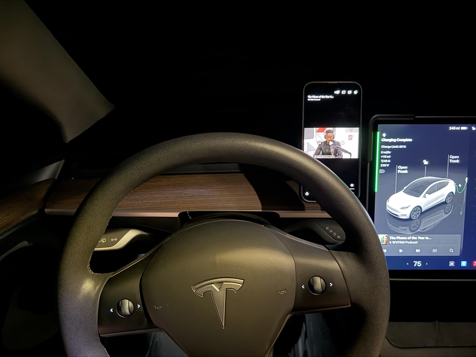 Spigen TapLock Adhesive-Free MagSafe Tesla Phone Mount for Model Y Juniper 2025/26 & Model 3/Y/S/X - for iPhones with MagSafe & Pixelsnap [Not Compatible with Updated 16in QHD Screen] customer photo 2