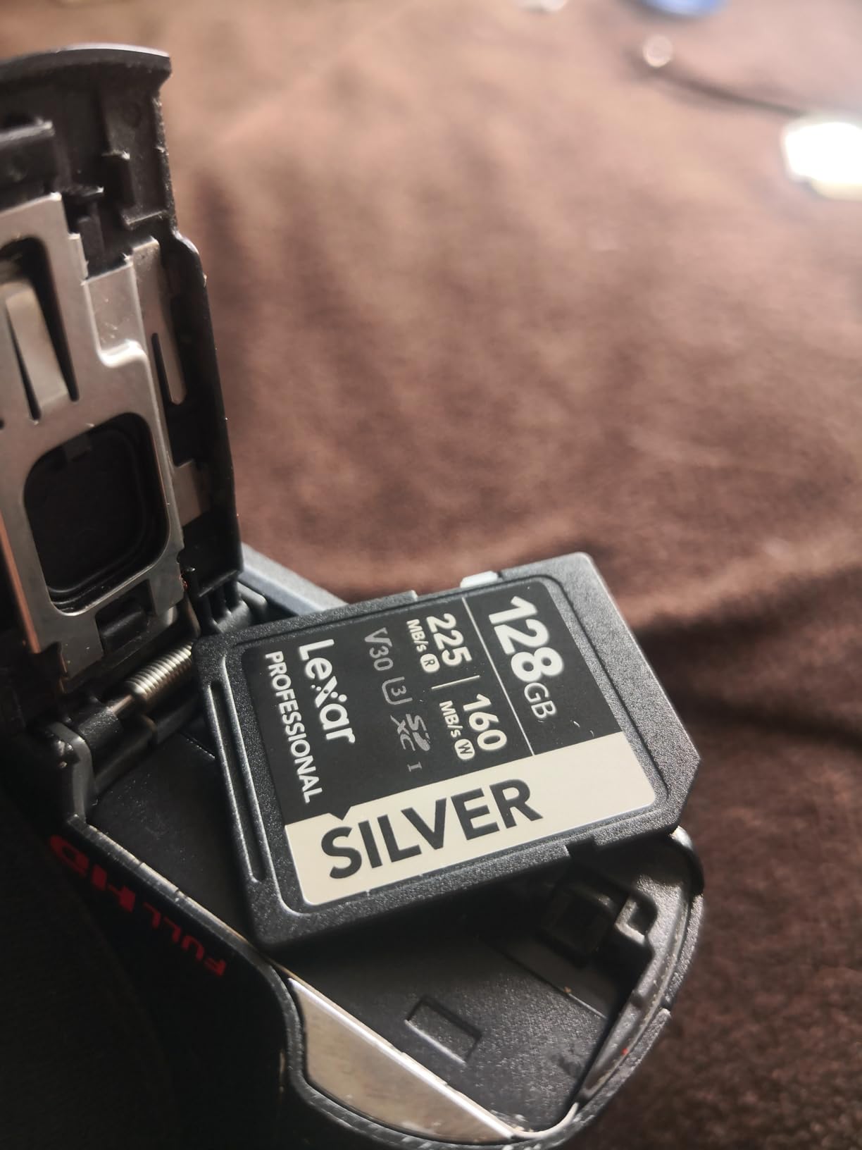 Lexar 256GB Professional Silver SD Card, UHS-I, C10, U3, V30, 4K, Up to 225/160 MB/s SDXC Memory Card, for Photographer, Videographer, Enthusiast (LSDSILV256G-BNNNU) customer photo 2