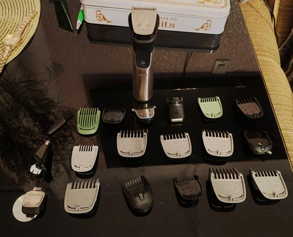 Norelco Philips All-in-One Series 7000 23-Piece Trimmer - Electric Shaver and Clipper for Face, Beard, Head & Body, Self-Sharpening Titanium Blades, 26 Length Settings, MG7970/49 customer photo 1