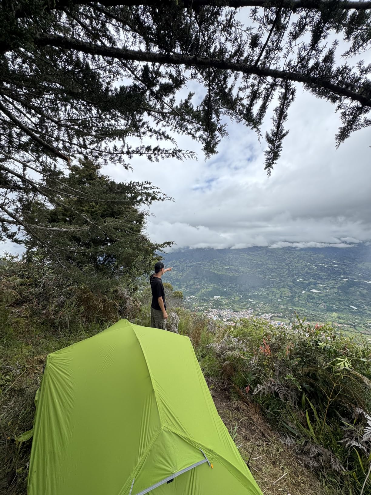 Mongar Backpacking Tent, 3 Season Ultralight Lightweight Double Layer Free Standing Tents for Camping Hiking Cycling customer photo 1