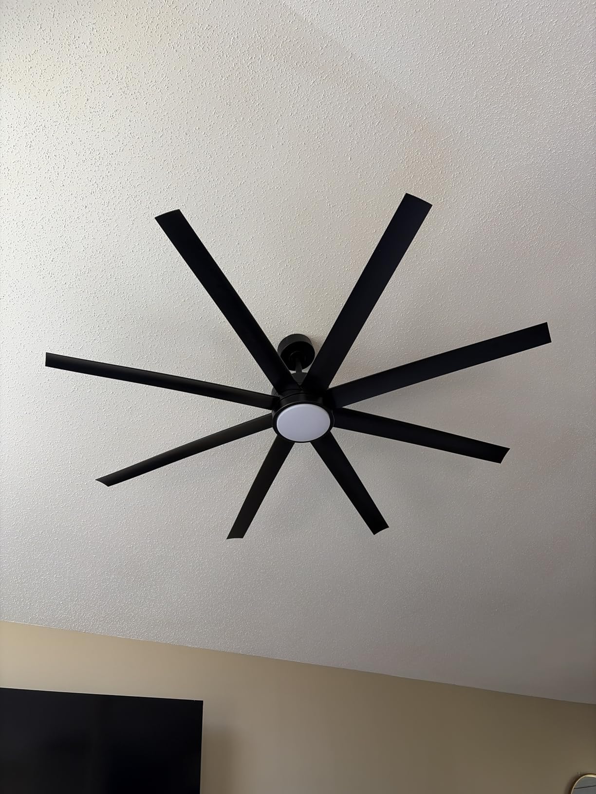 Conciseer Modern Ceiling Fans with Lights, 52 Inch Ceiling Fans with Remote for Bedroom Living Room Kitchen, 18W 6CCT Dimmable, 5 Blades 6 Speed Reversible Quiet DC Motor Black customer photo 1