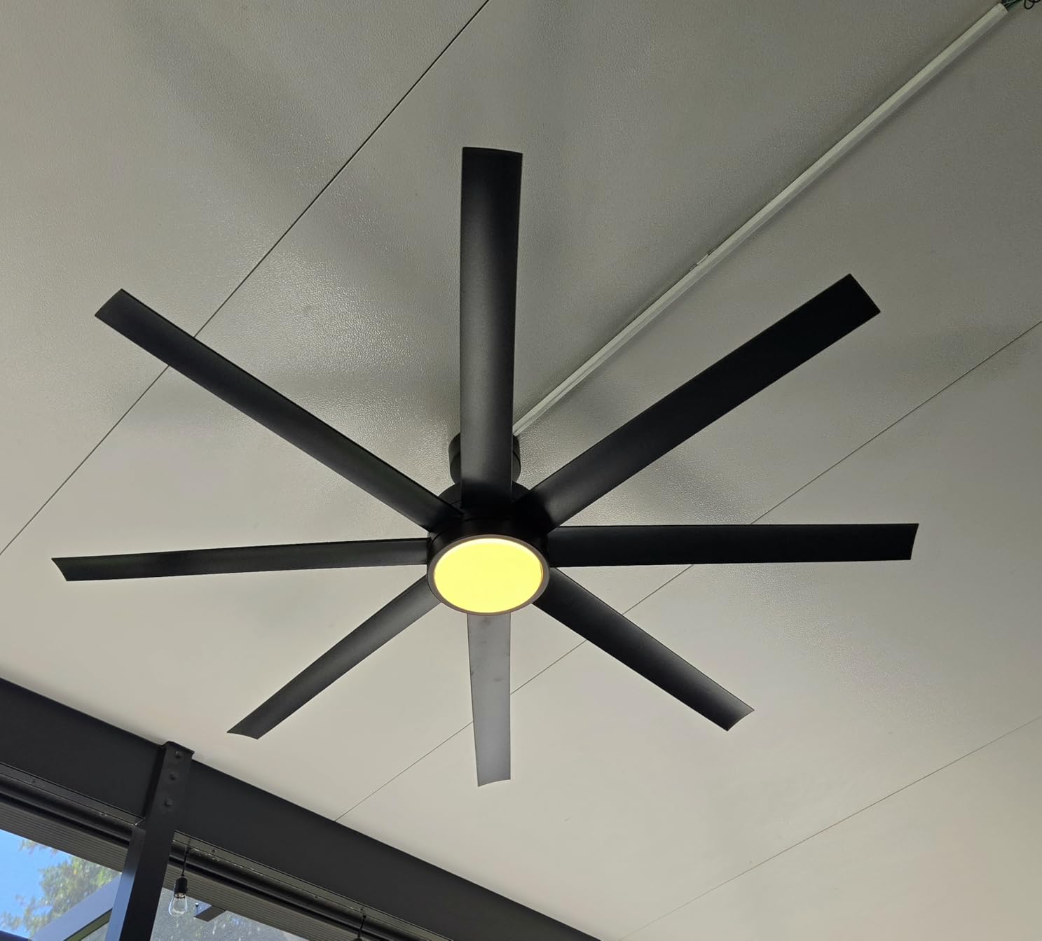 Conciseer Modern Ceiling Fans with Lights, 52 Inch Ceiling Fans with Remote for Bedroom Living Room Kitchen, 18W 6CCT Dimmable, 5 Blades 6 Speed Reversible Quiet DC Motor Black customer photo 2