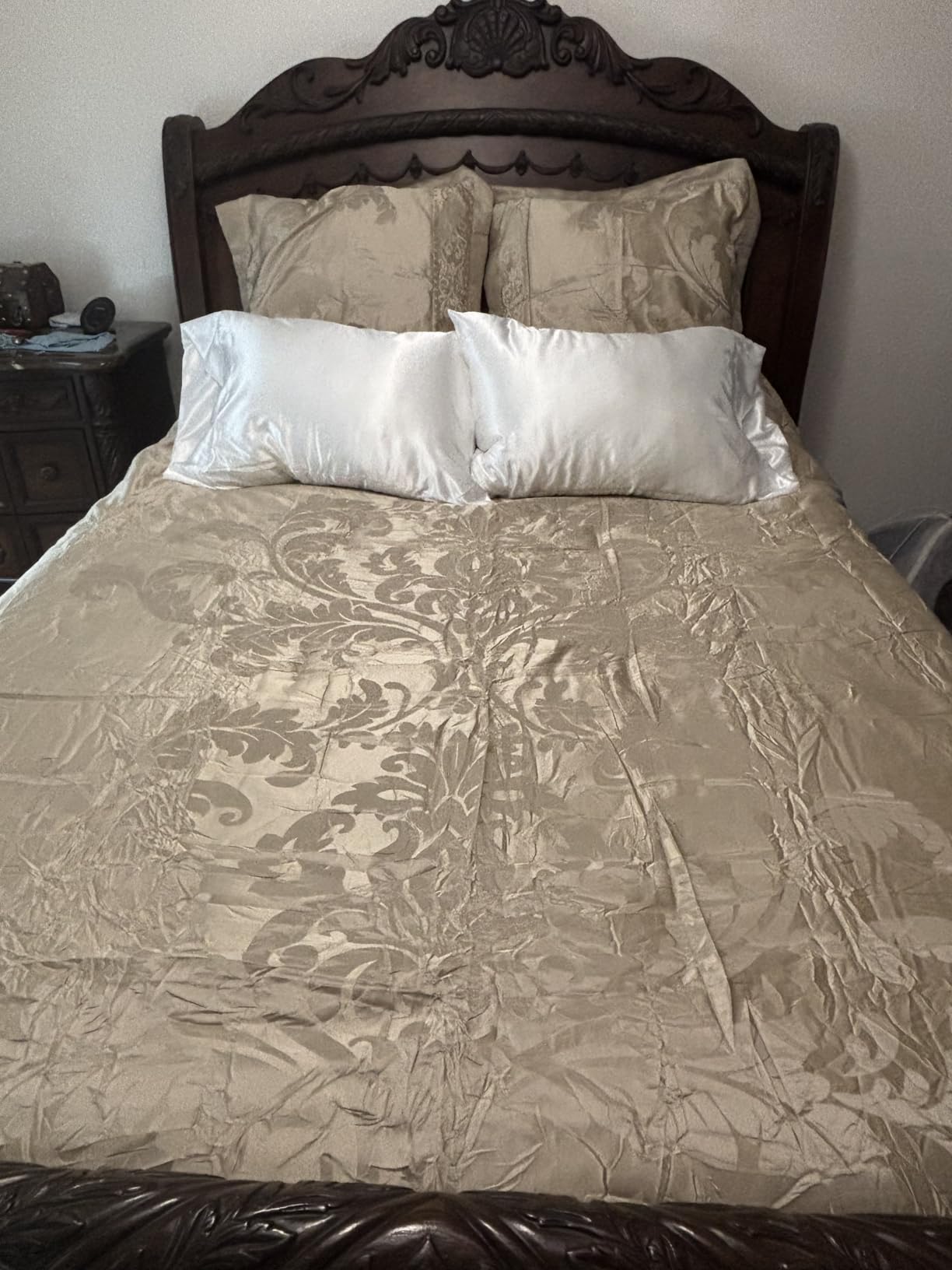 SLEEP SANCTUARY Satin Sheets King Size - 4 Piece Luxury Silky Bed Set, Softer Than Silk, 15
