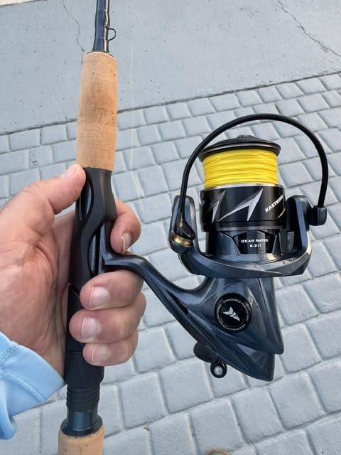KastKing ReKon Saltwater Fishing Rod and Reel Combo, Graphite Blank, Zirconia Rings, NyliTech Frame & Rotor, EVA Handle, Uplock Reel Seat customer photo 2