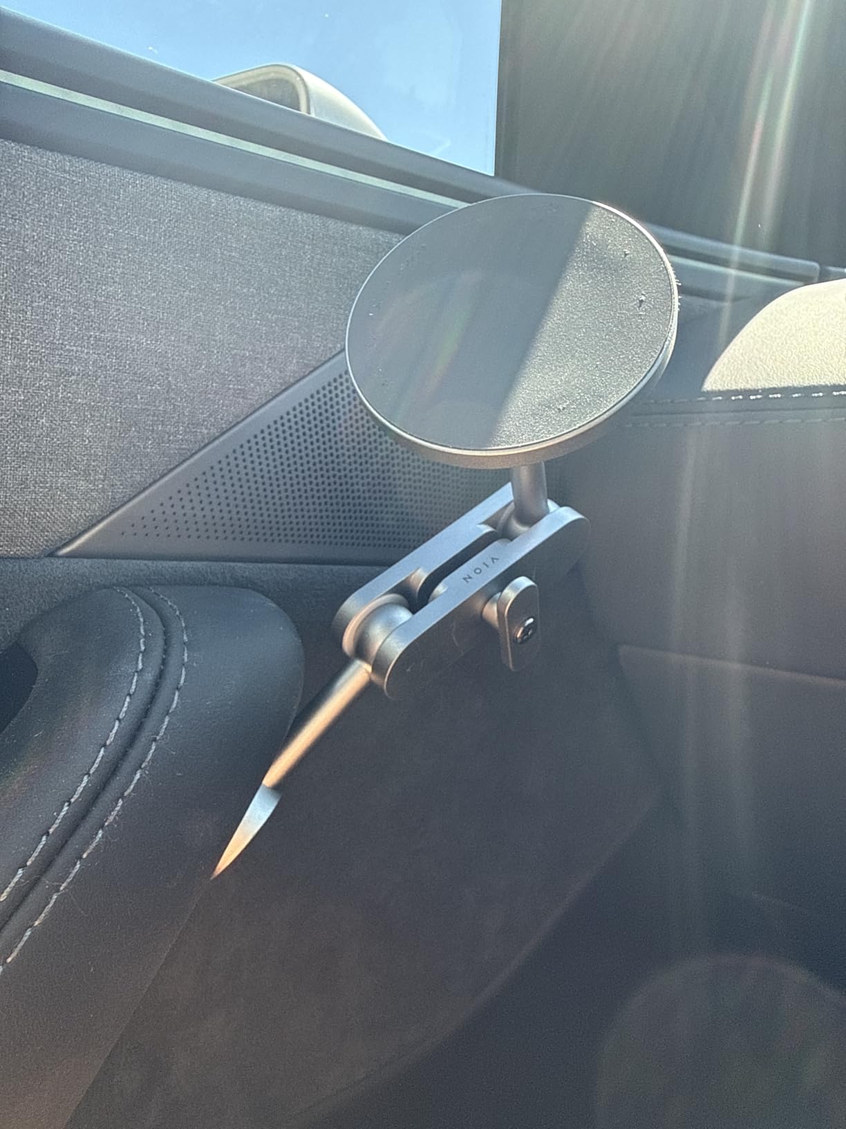 VION Tesla Model 3 Premium Alloy Phone Mount (2026-2024 Model 3-Highland) customer photo 2