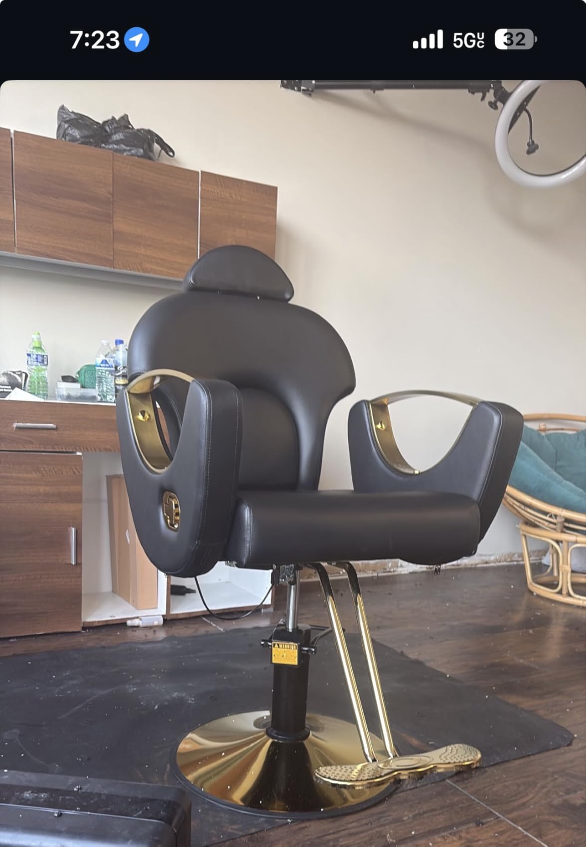 Black and Gold Salon Barber Chair, Reclining Salon chair for Hair Stylist for Home, Barber Chair with Hydraulic Pump, 360 Swivel, Beauty Hairdresser Chair Equipment for Spa, Tattoo, and Shampoo customer photo 1